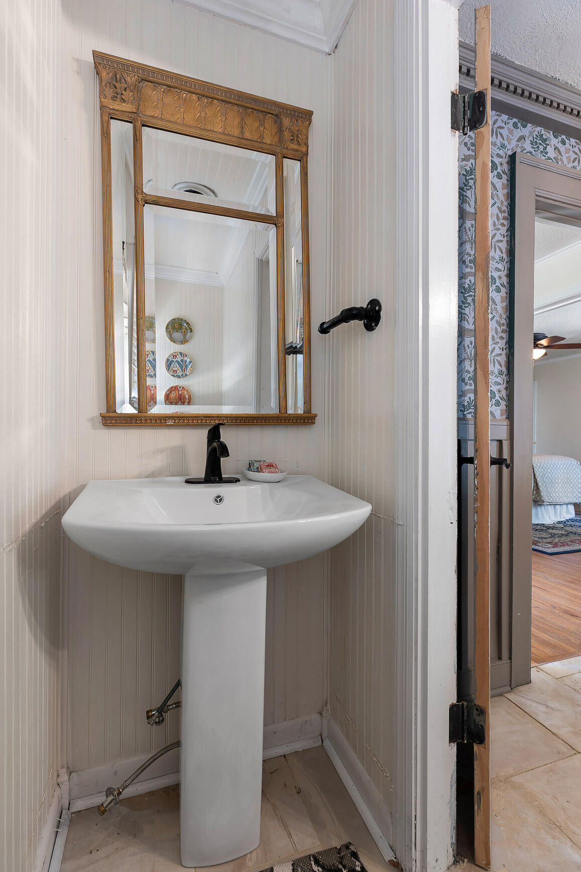 1211 Cinderella Road