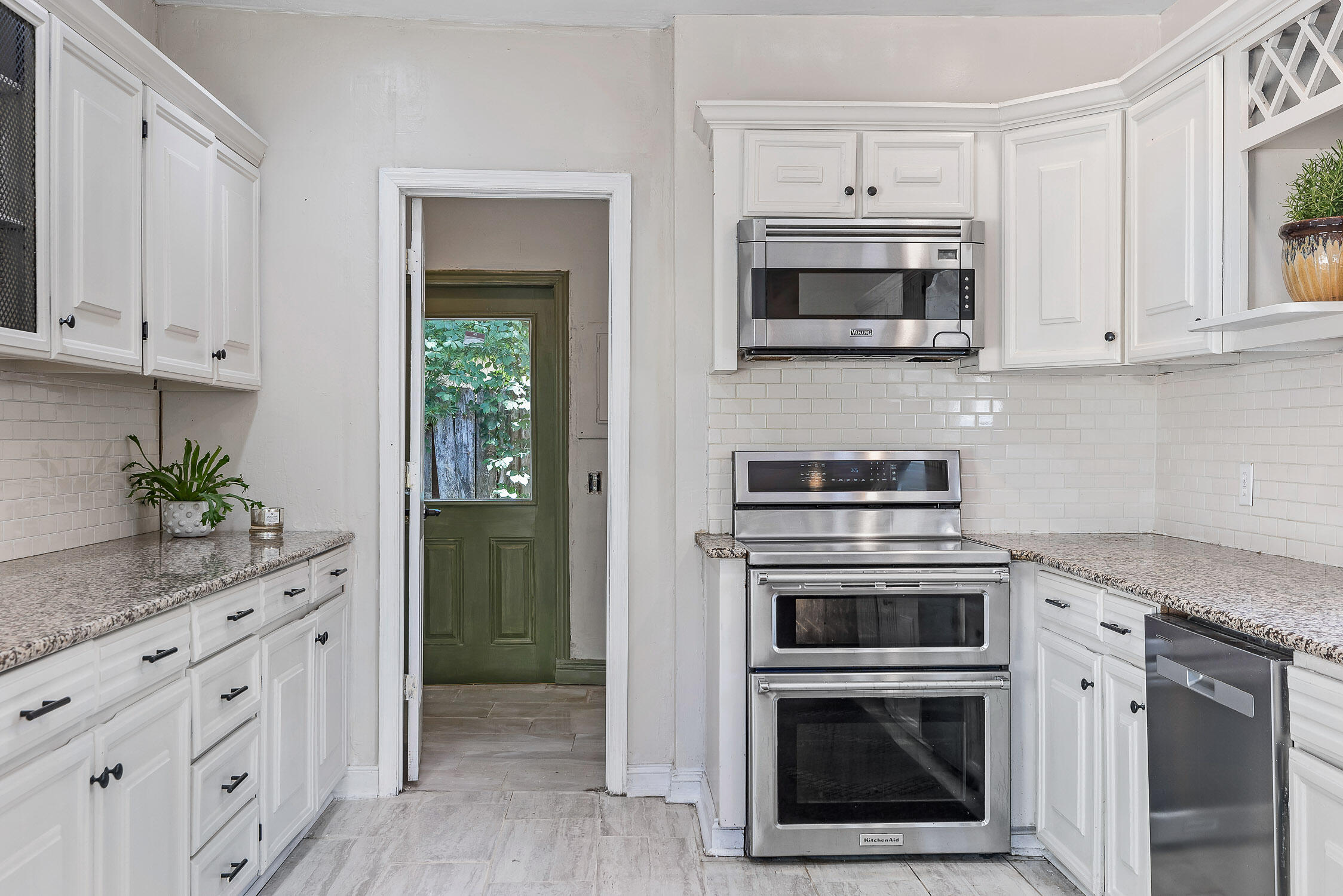 1211 Cinderella Road