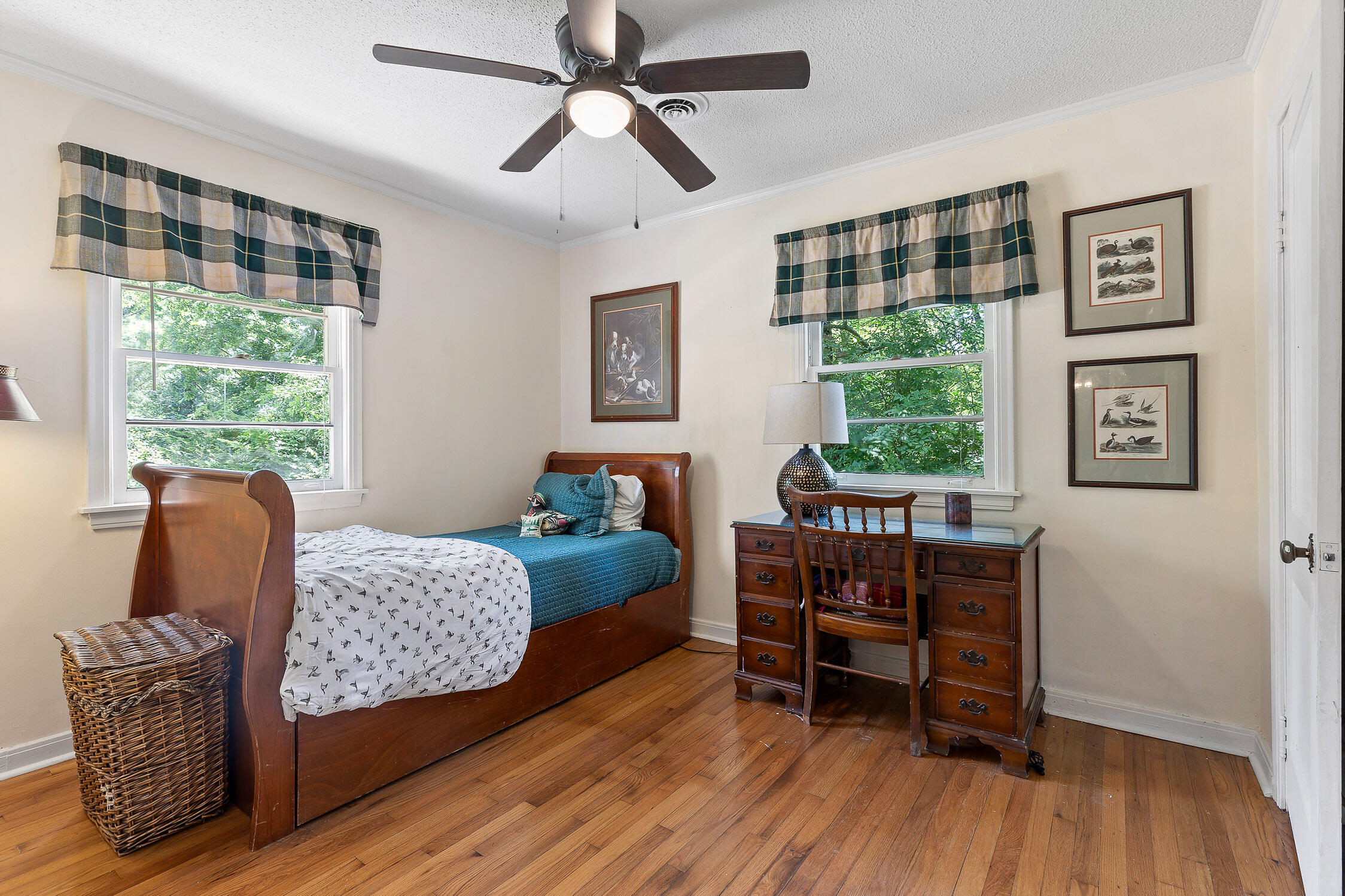 1211 Cinderella Road