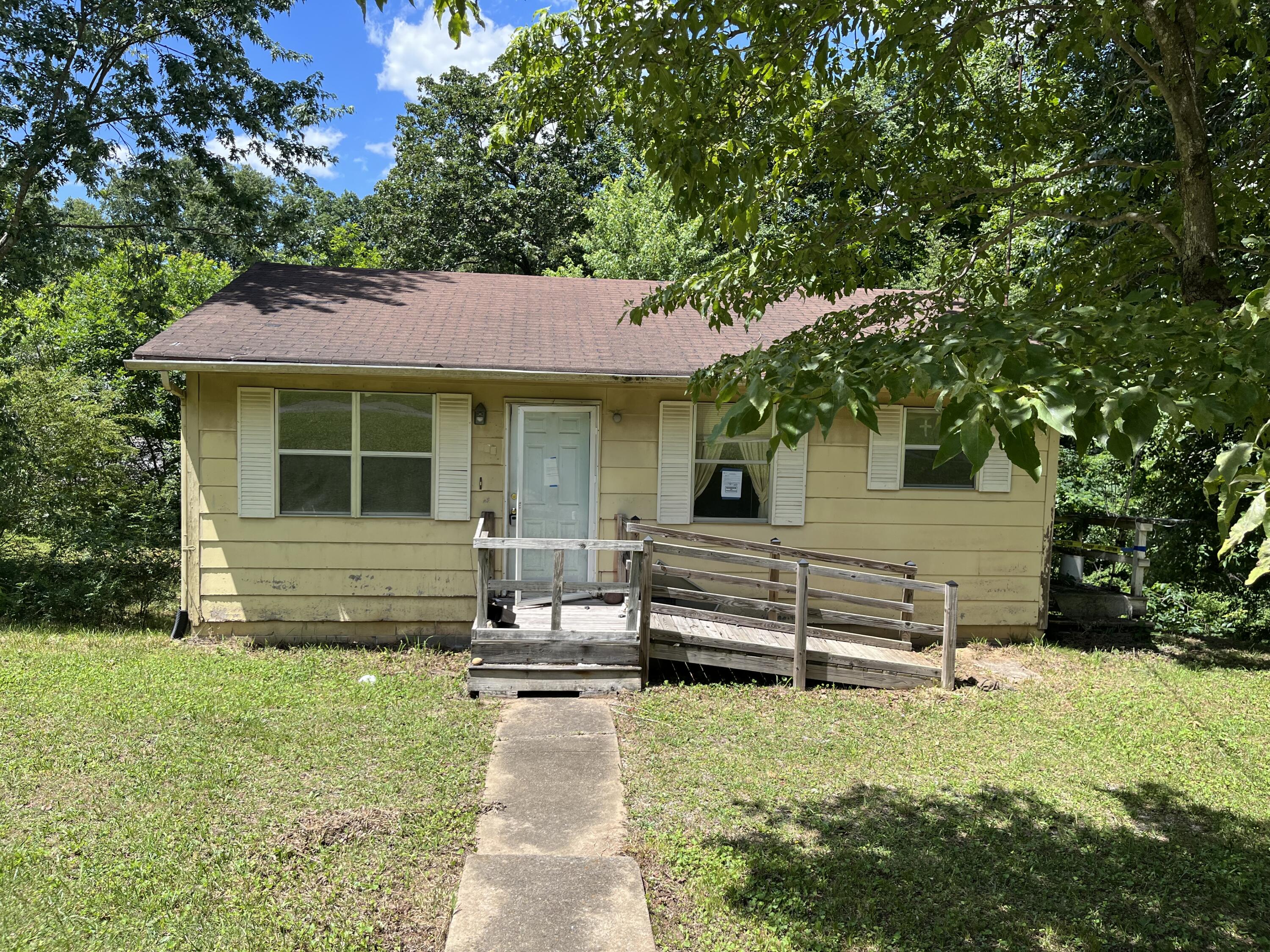 238 SE Matt Circle