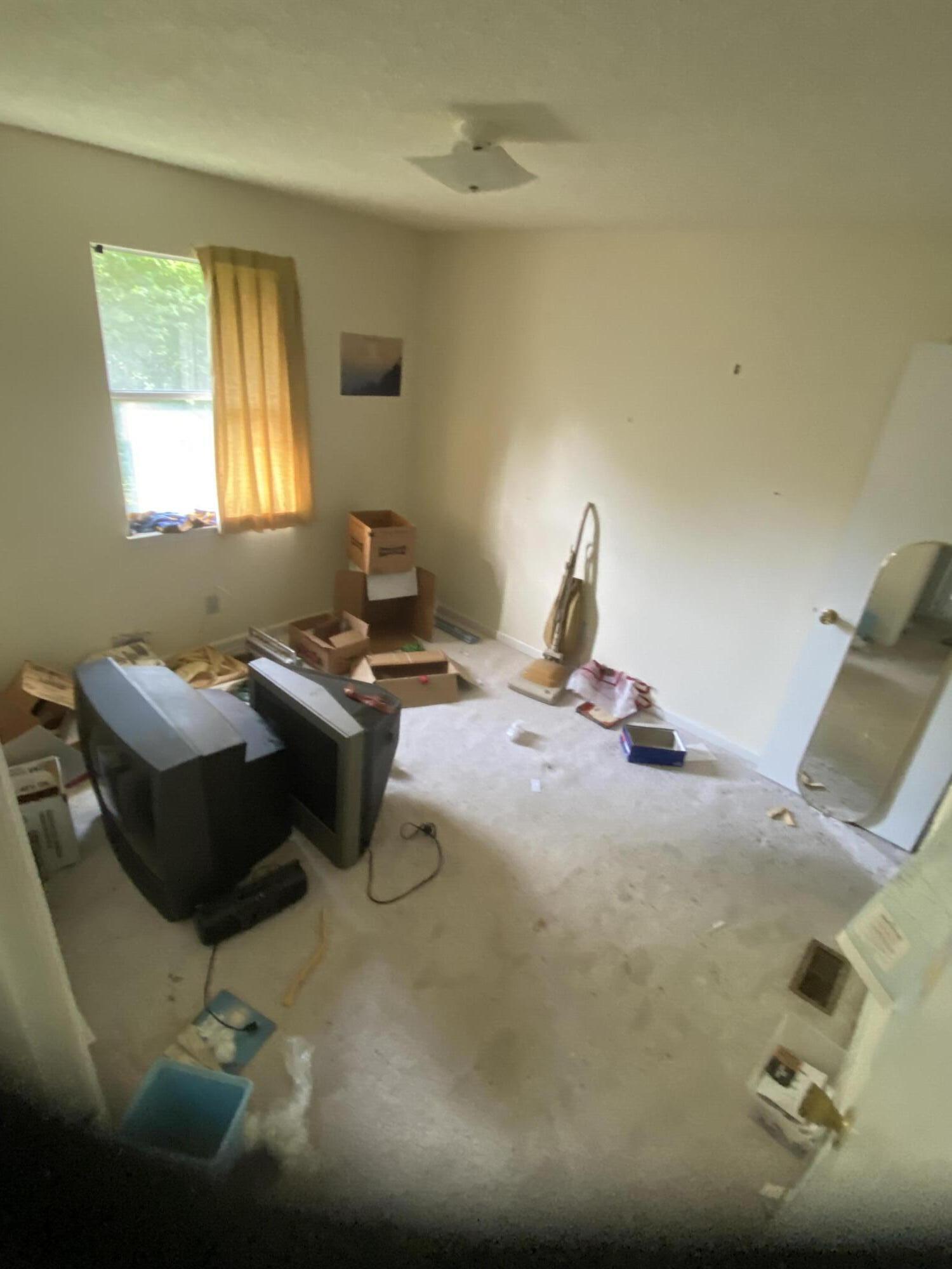 238 SE Matt Circle