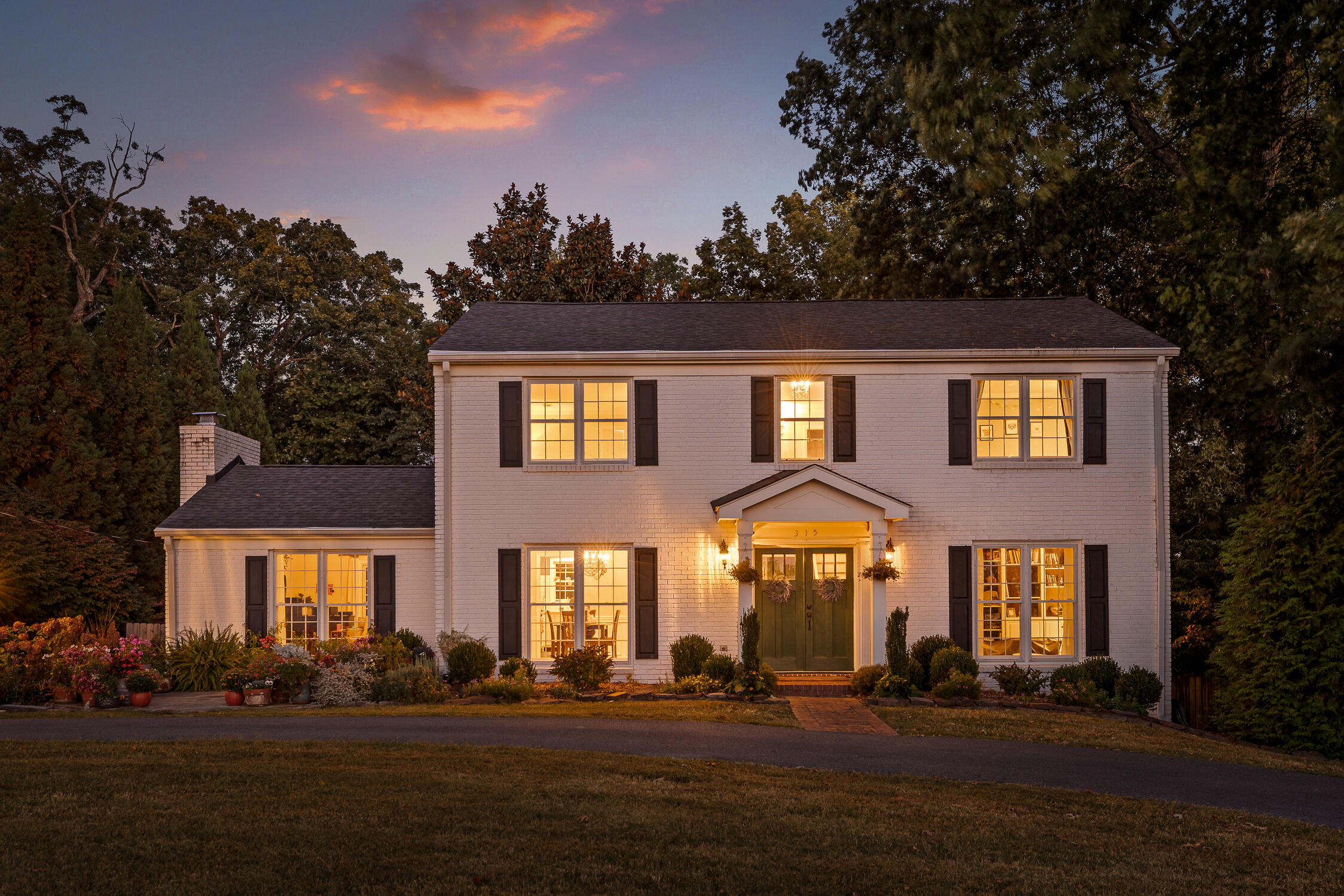 315 N Palisades Dr
