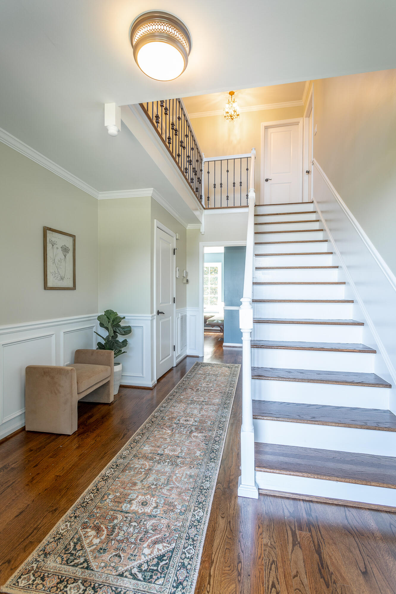 315 N Palisades Dr
