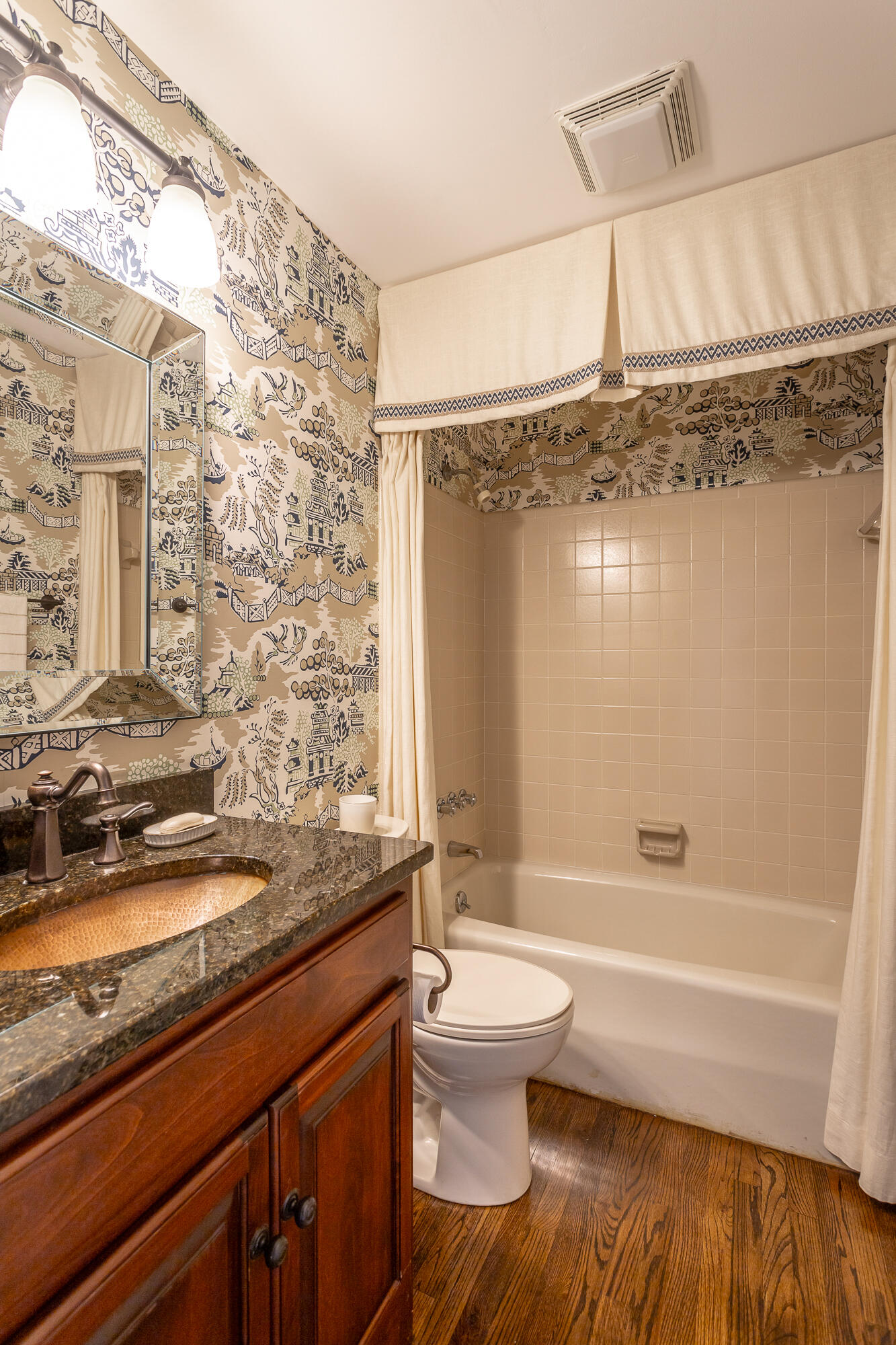 315 N Palisades Dr