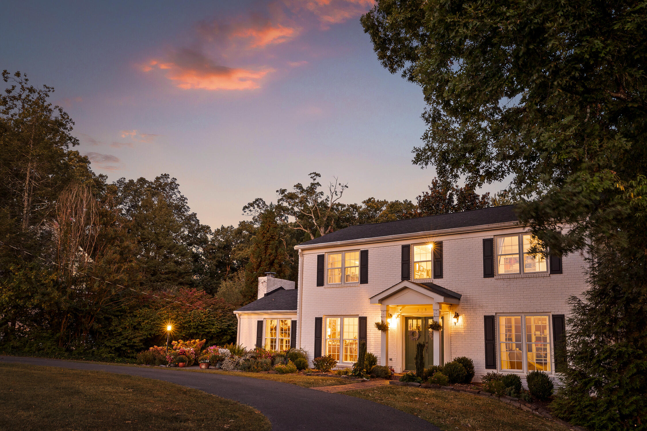 315 N Palisades Dr