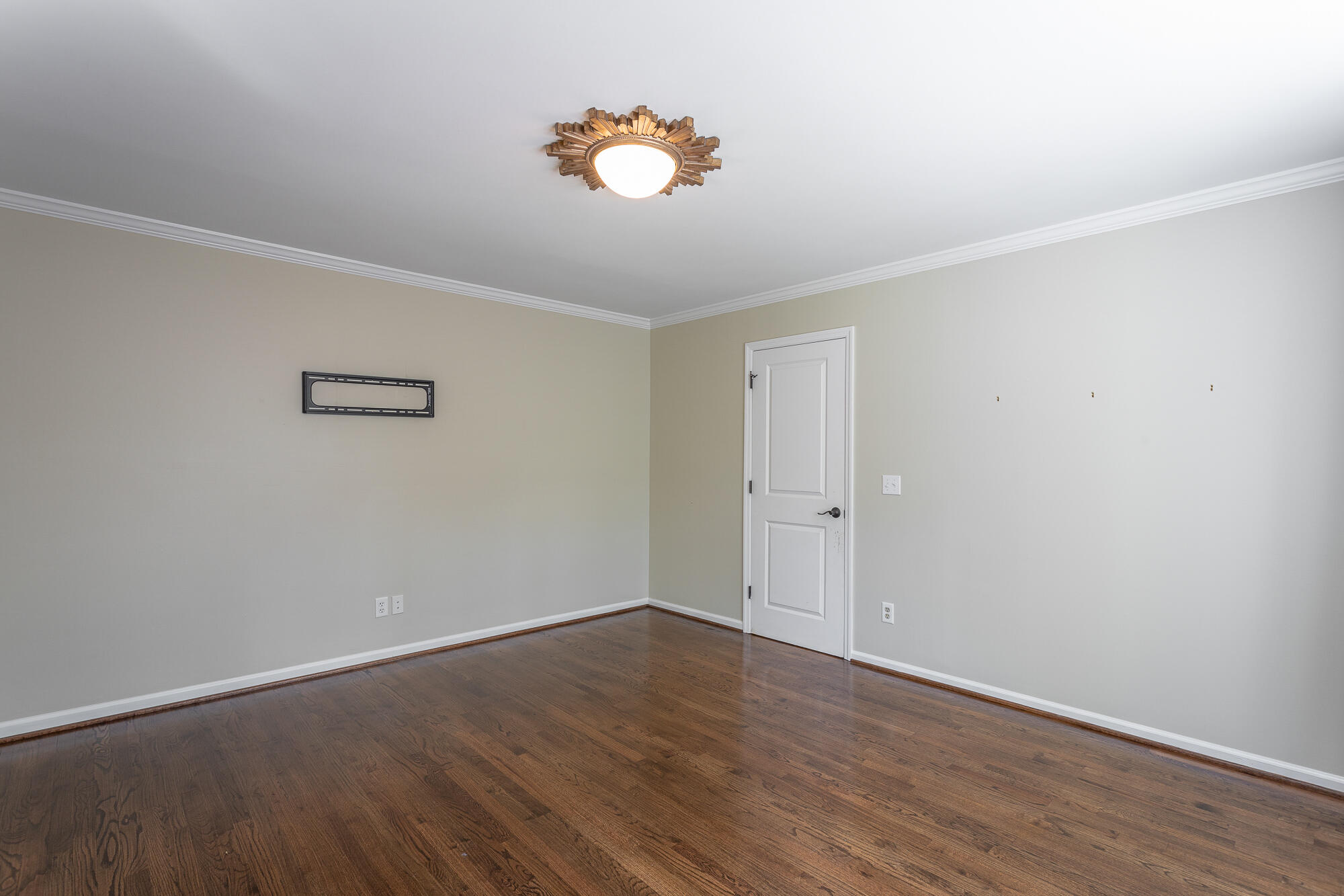 315 N Palisades Dr