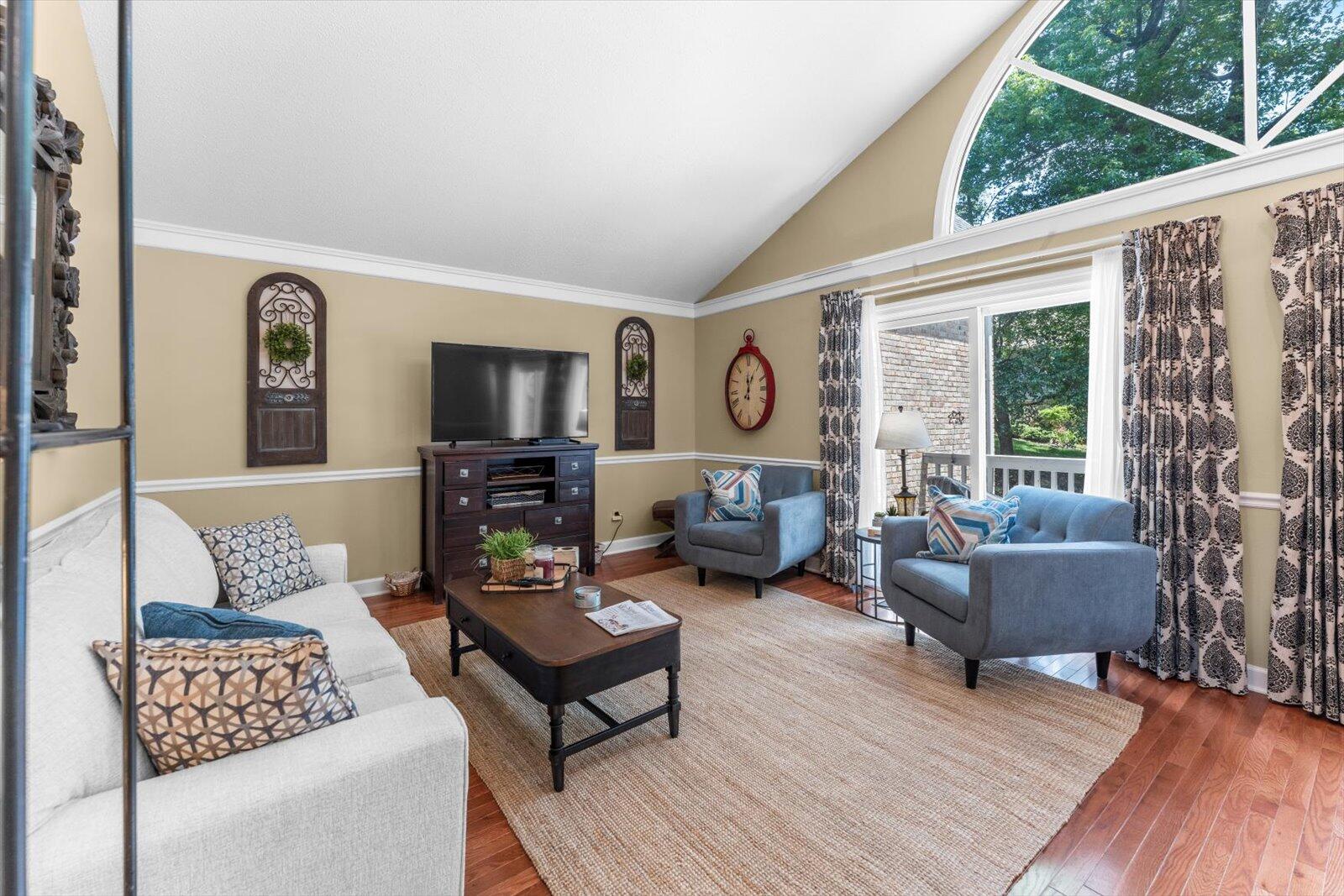 1623 Taft Highway