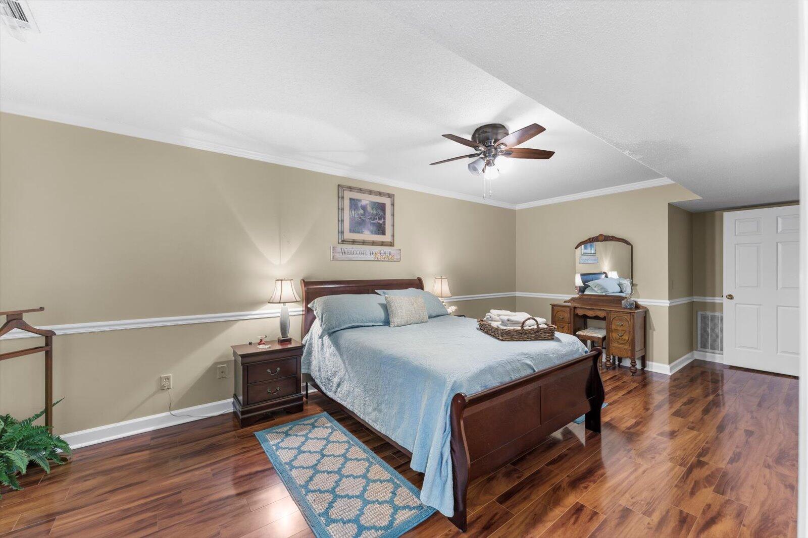 1623 Taft Highway