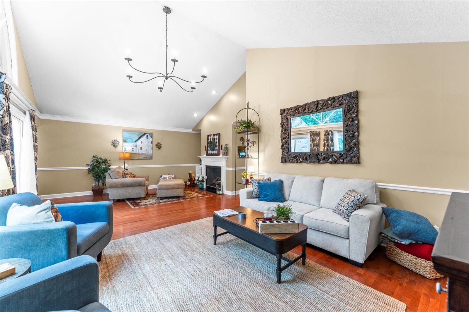 1623 Taft Highway