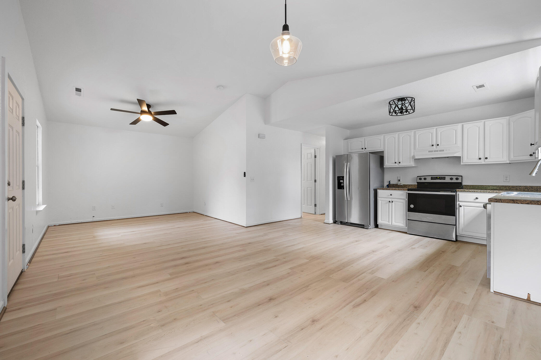 908 Roanoke Avenue