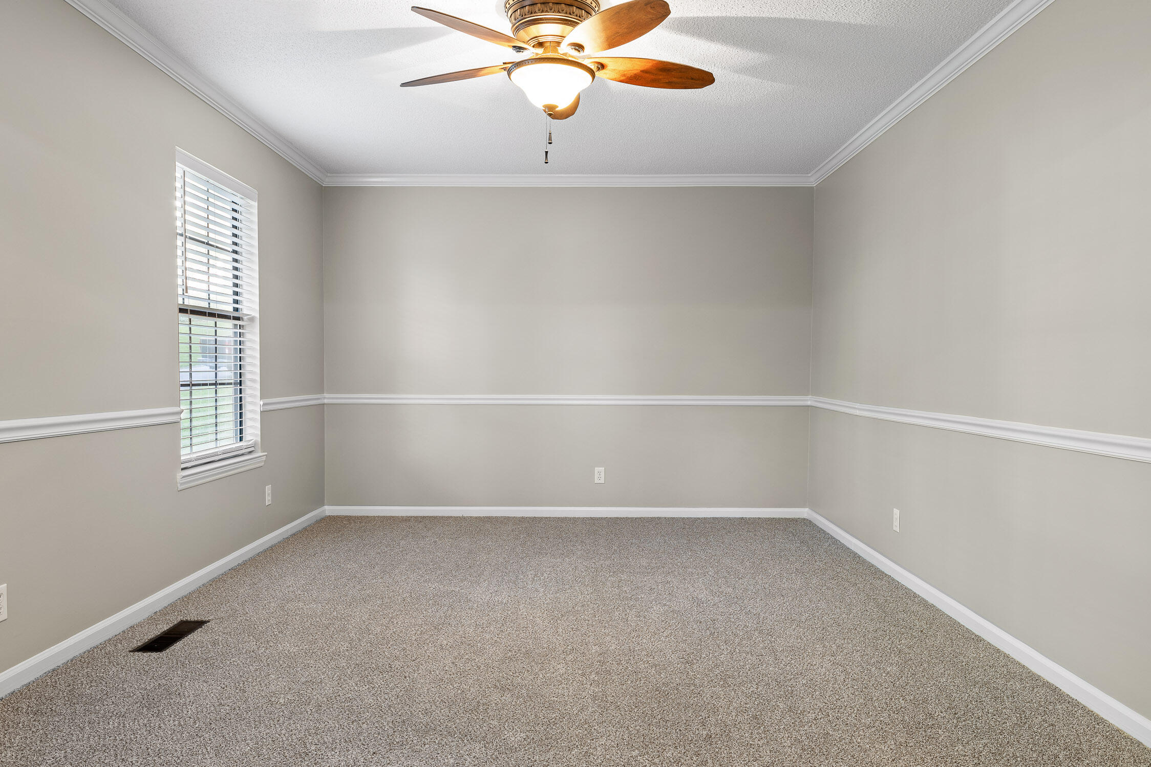 7226 Fairington Circle