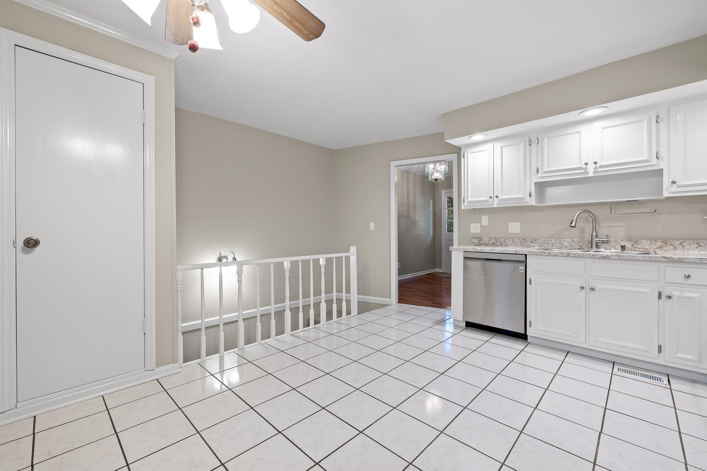 7226 Fairington Circle