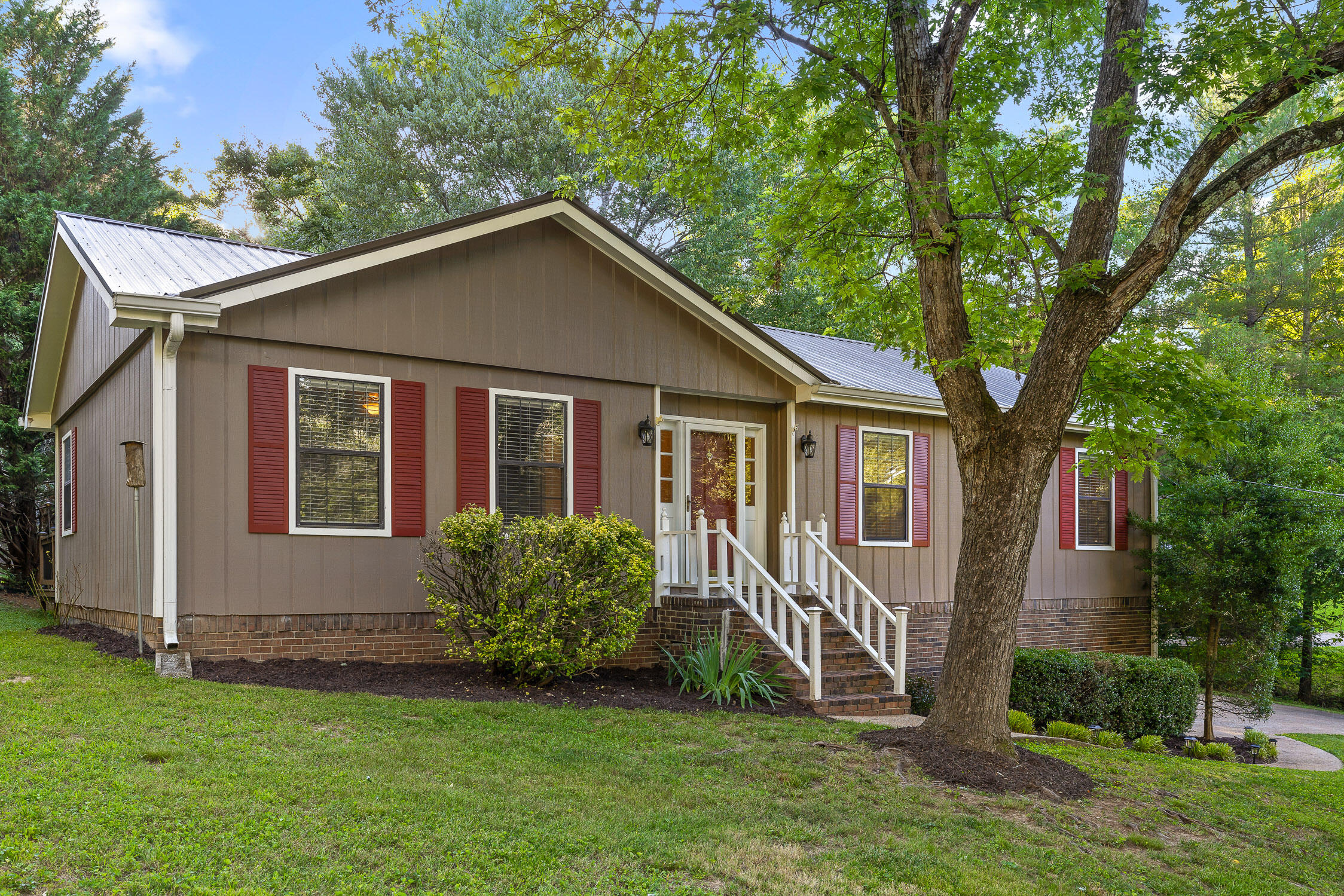 7226 Fairington Circle