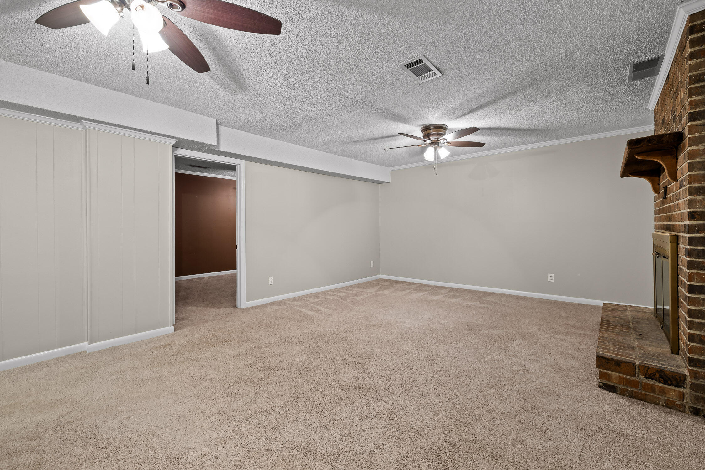 7226 Fairington Circle