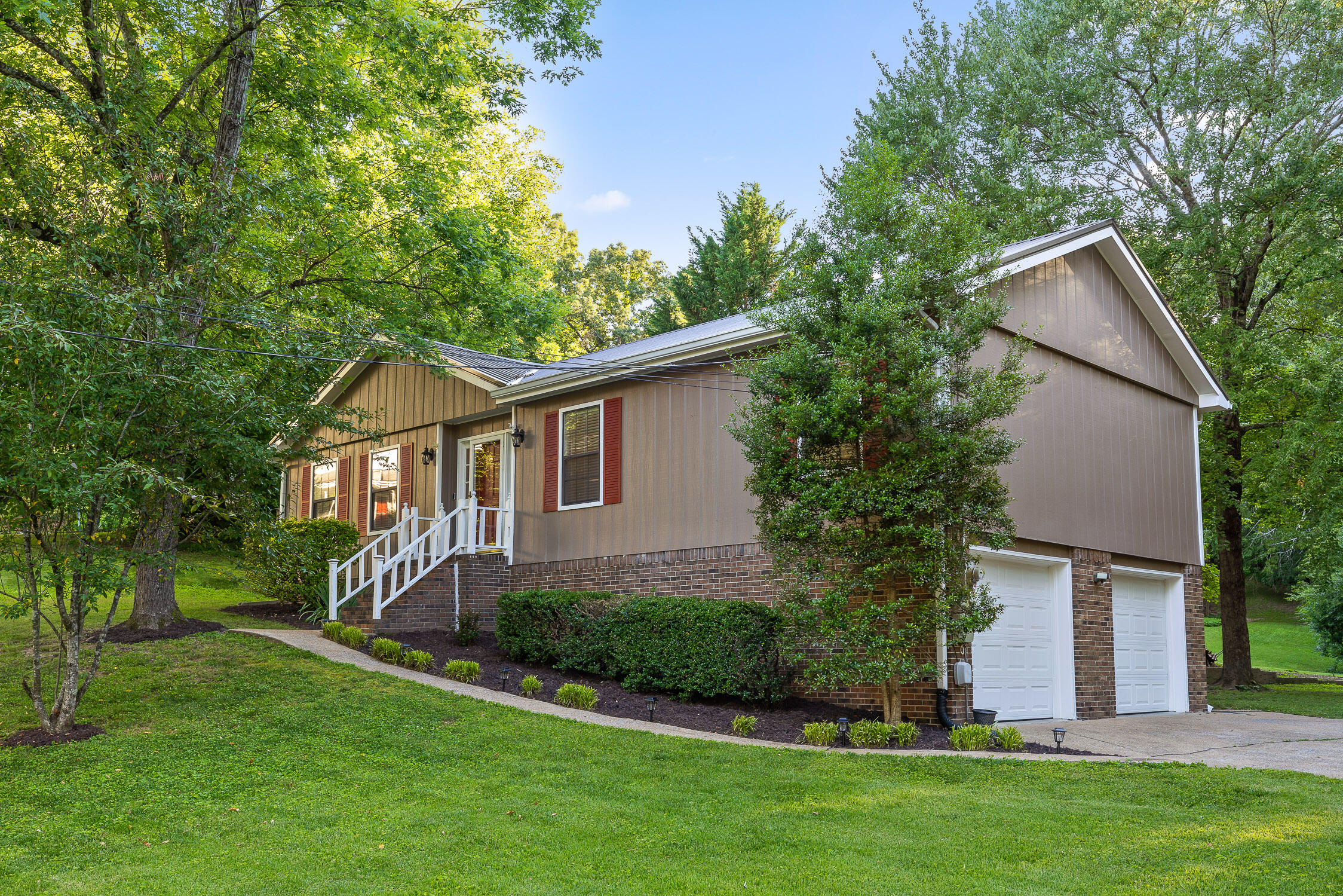 7226 Fairington Circle