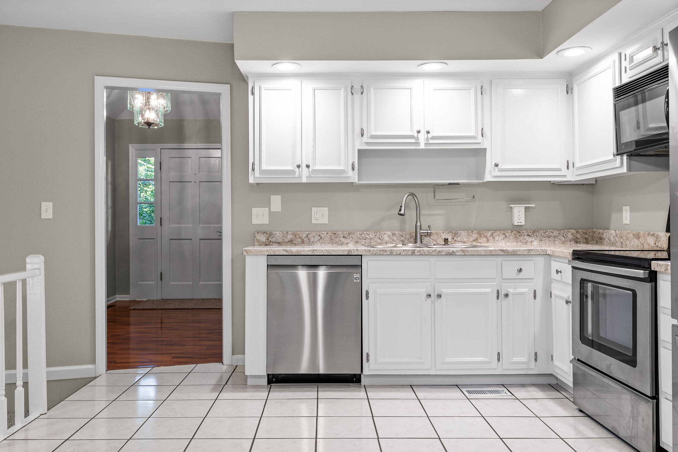 7226 Fairington Circle