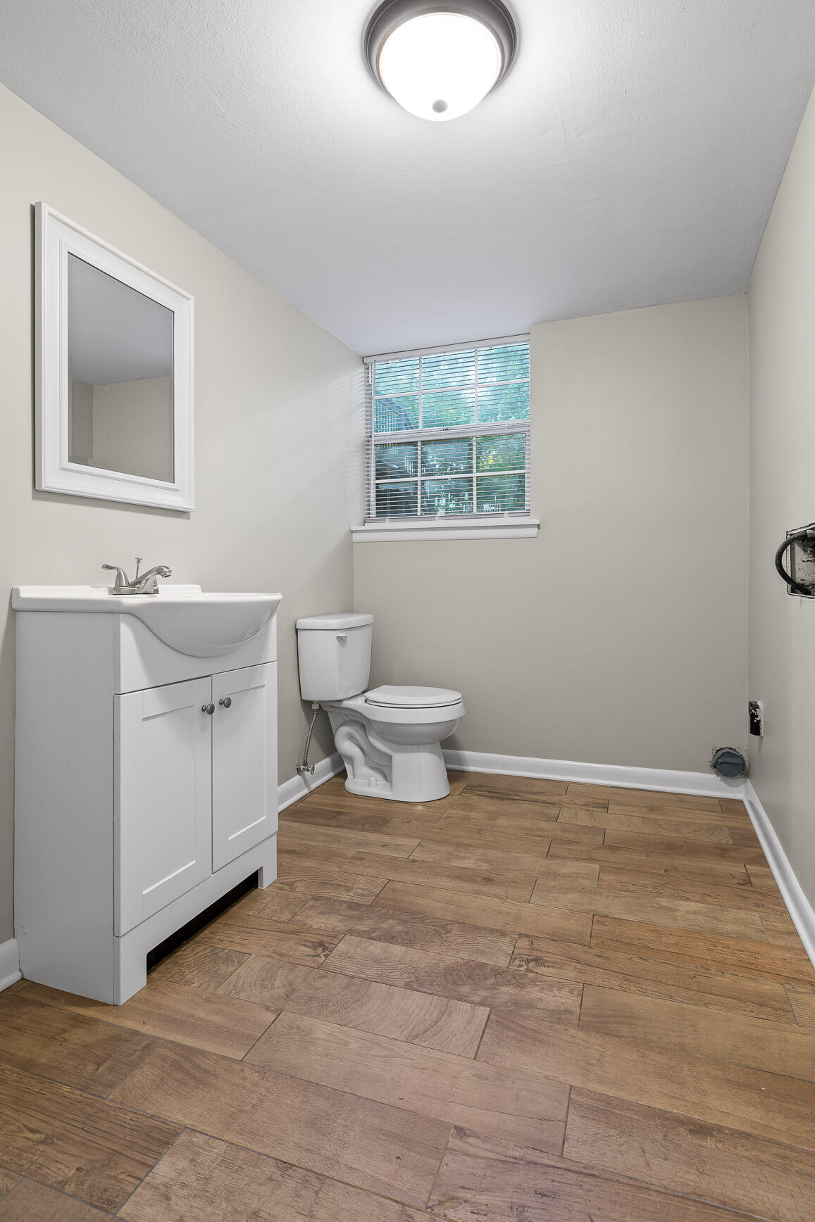 7226 Fairington Circle