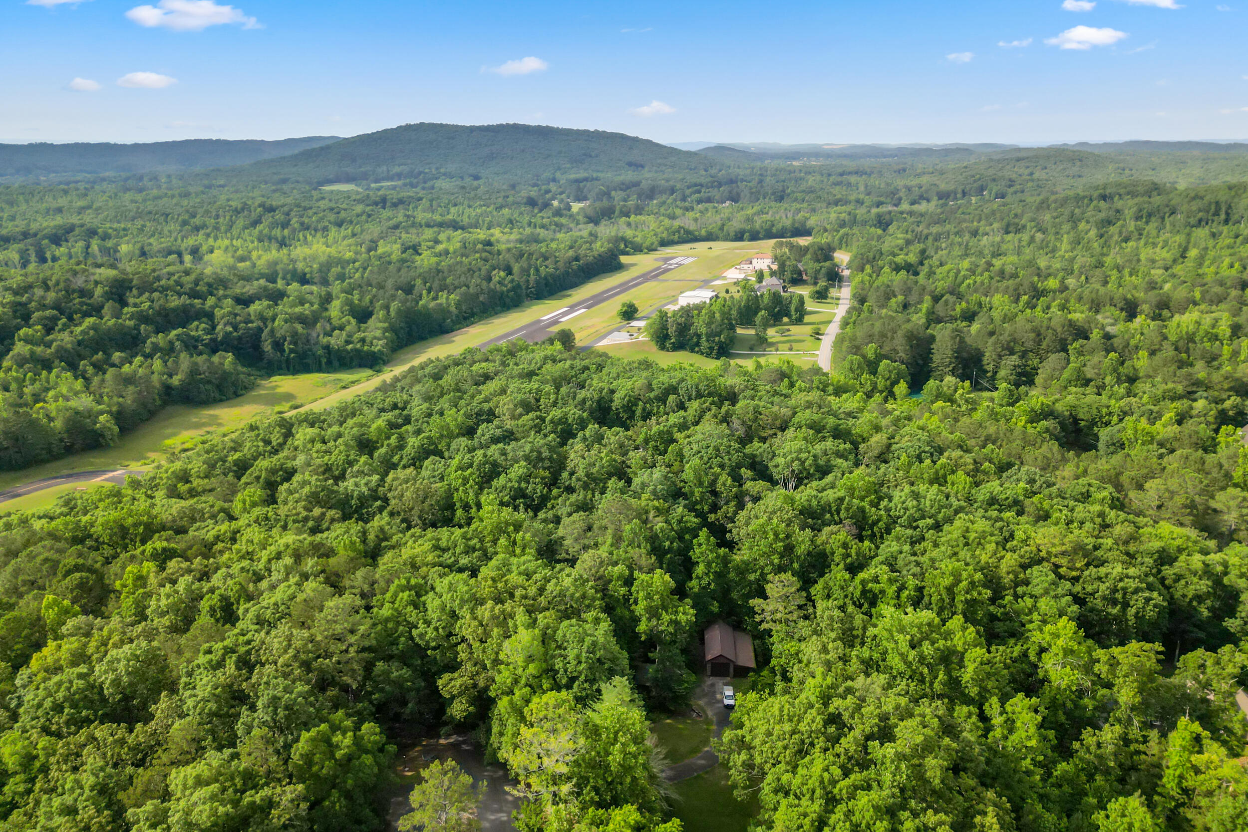 5136 Mcdonald Road