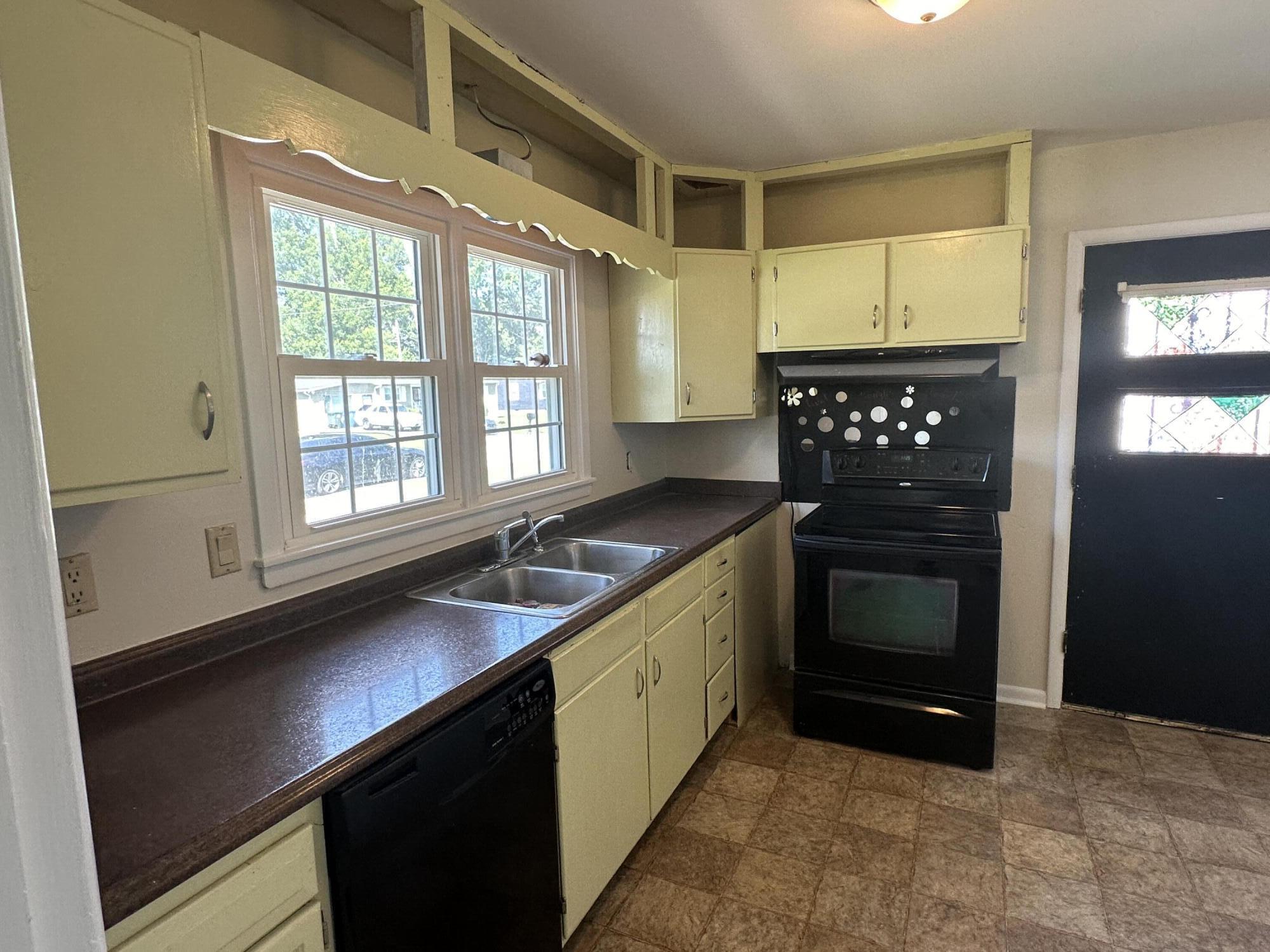 4612 Woodmore View Circle