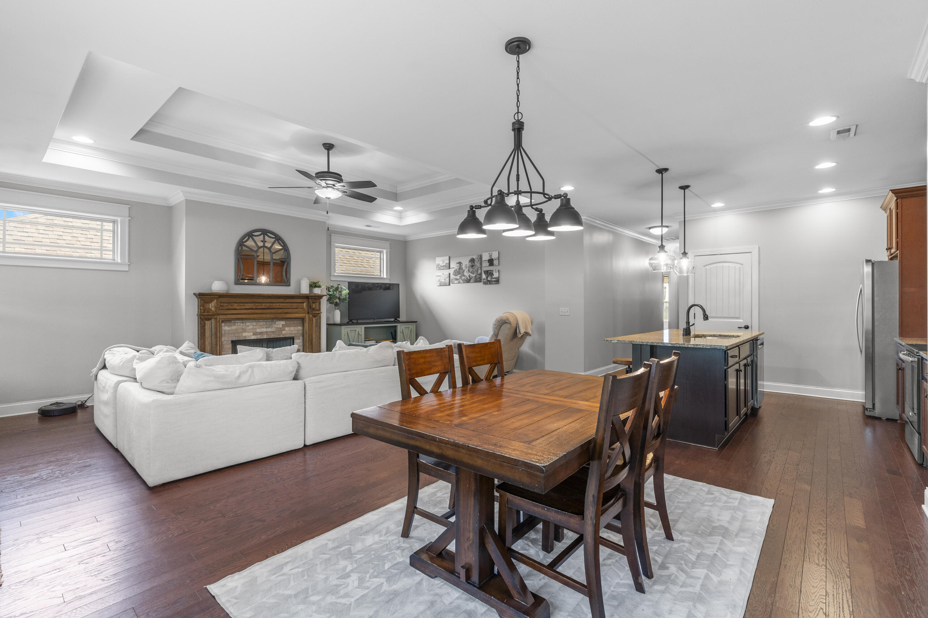 5404 Bungalow Circle