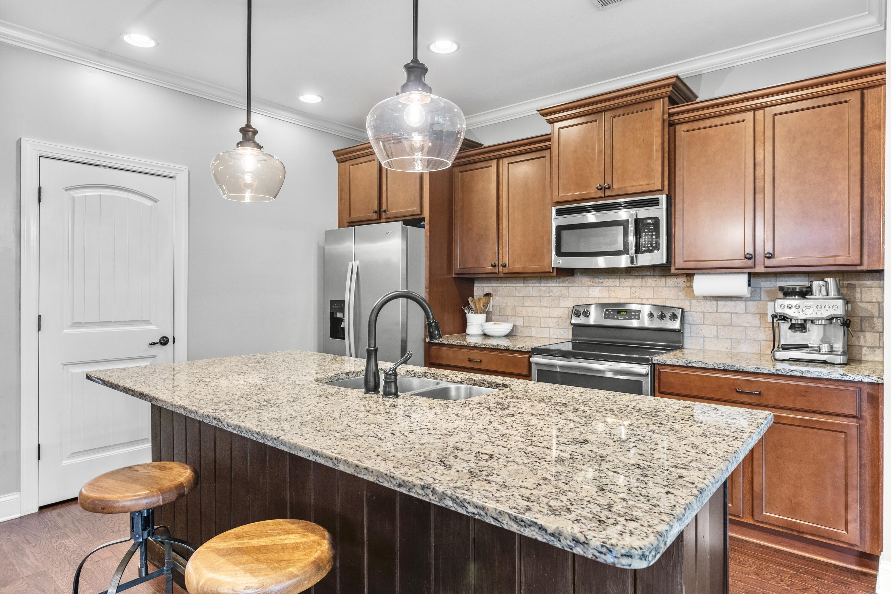 5404 Bungalow Circle