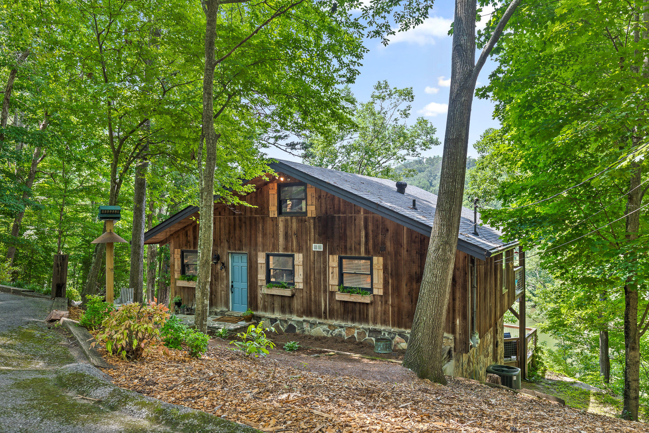 7416 Savannah Drive