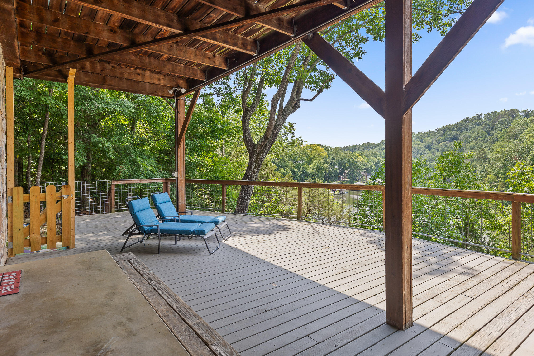 7416 Savannah Drive