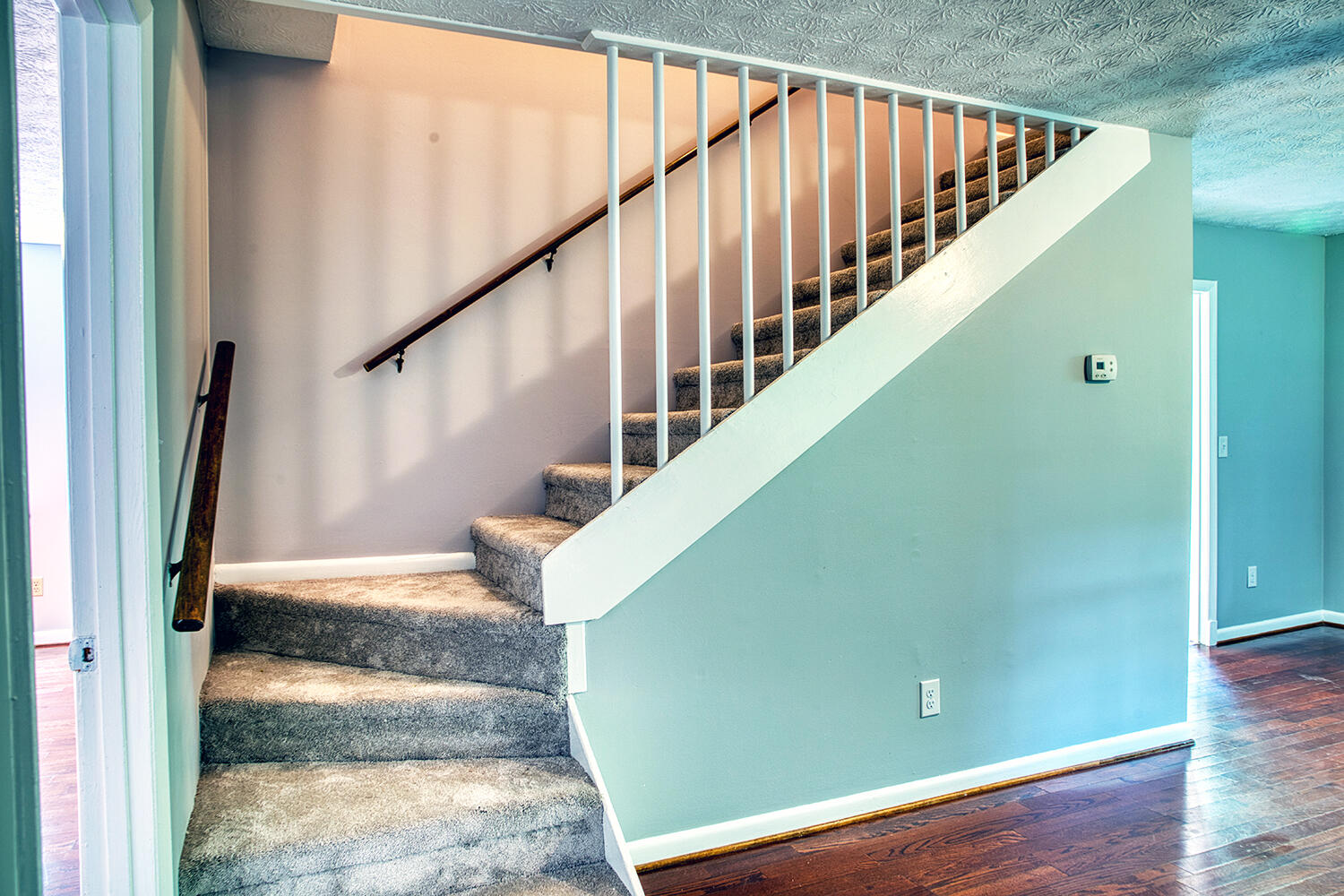 4403 James Lane