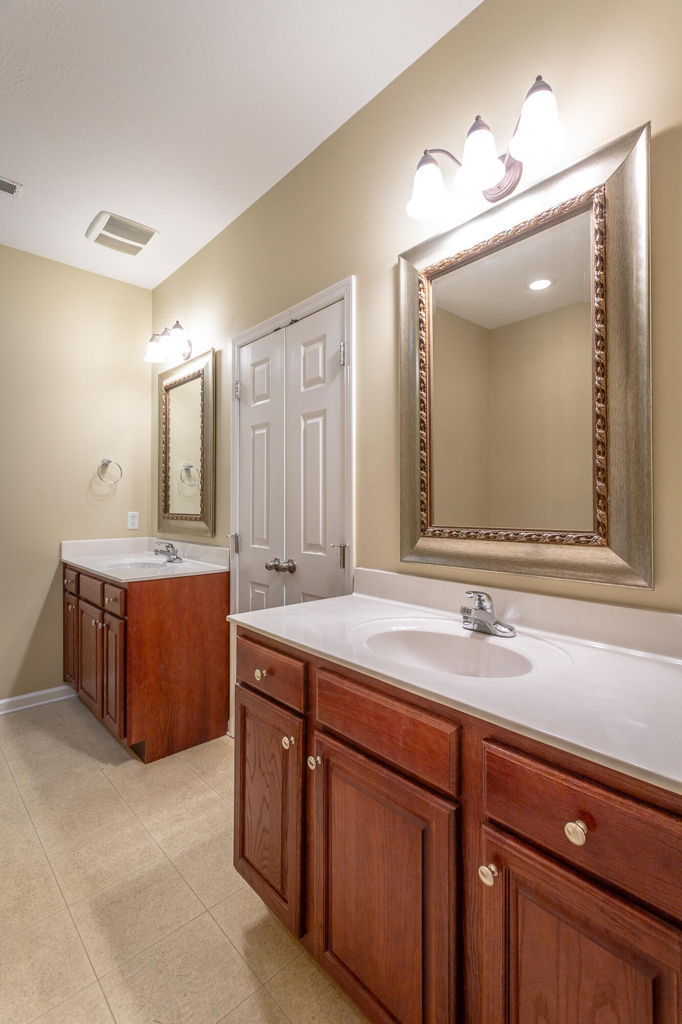6420 Brookmead Circle