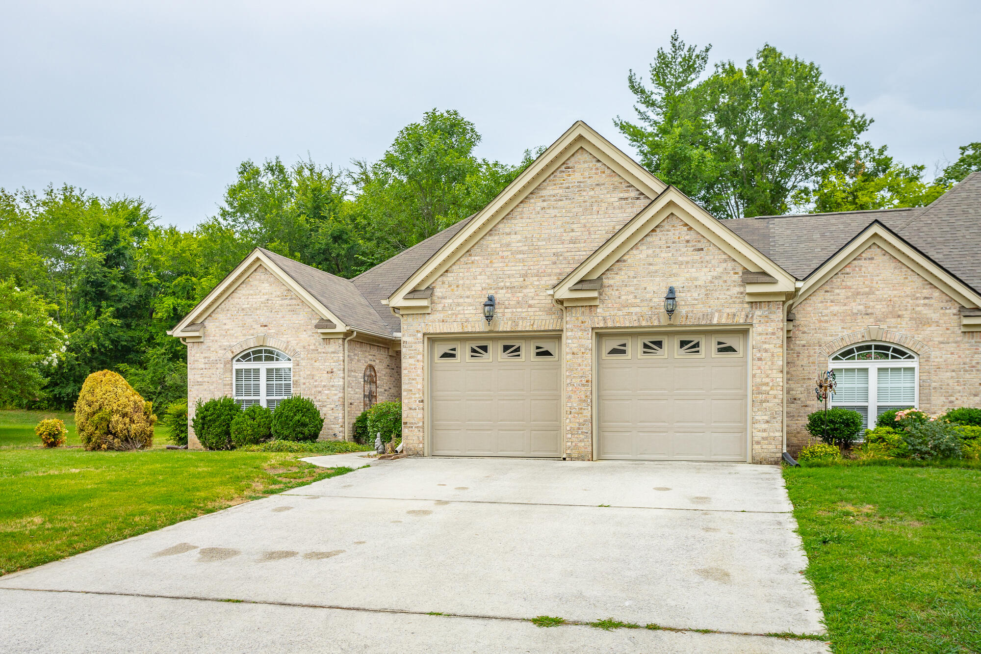 6420 Brookmead Circle