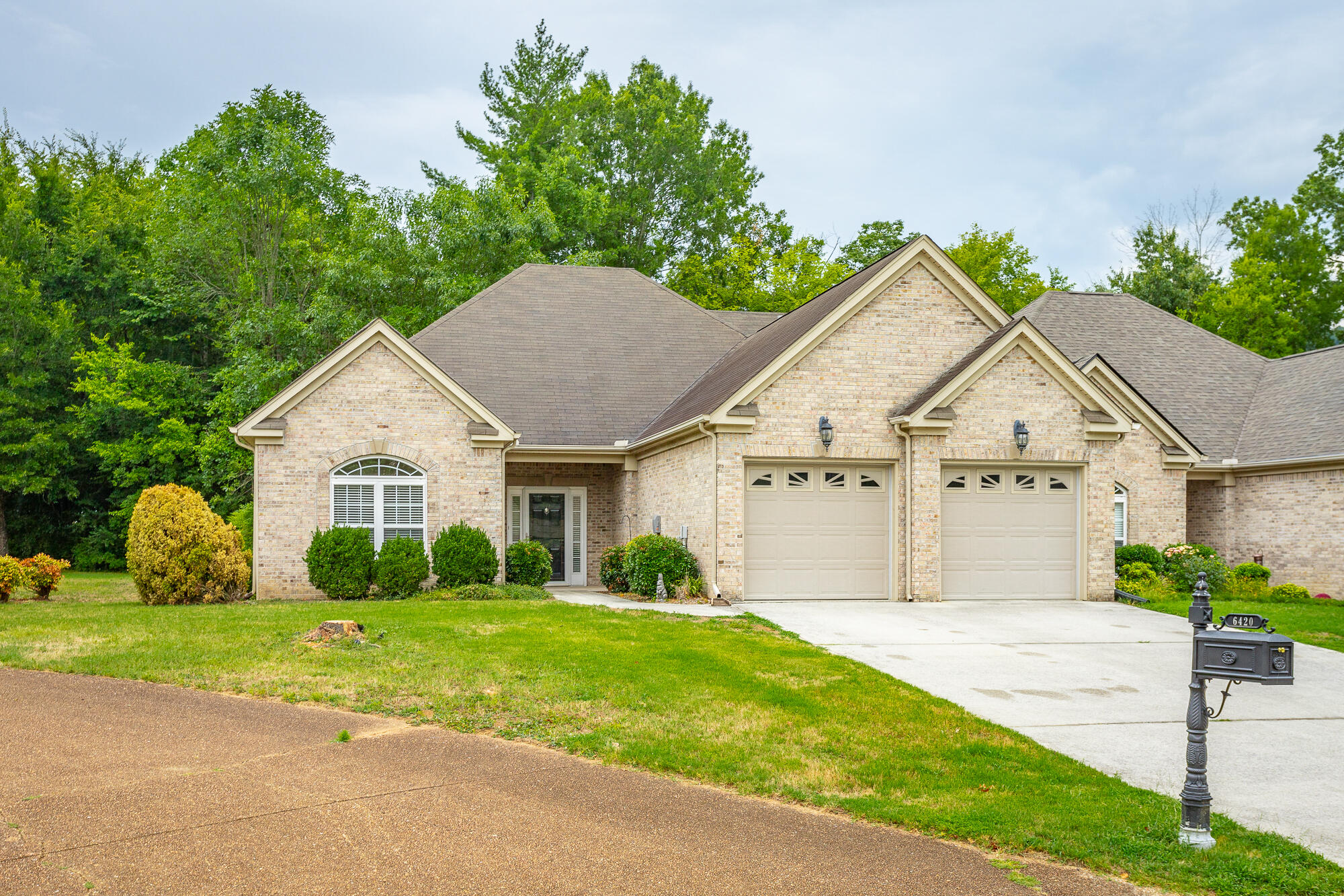6420 Brookmead Circle