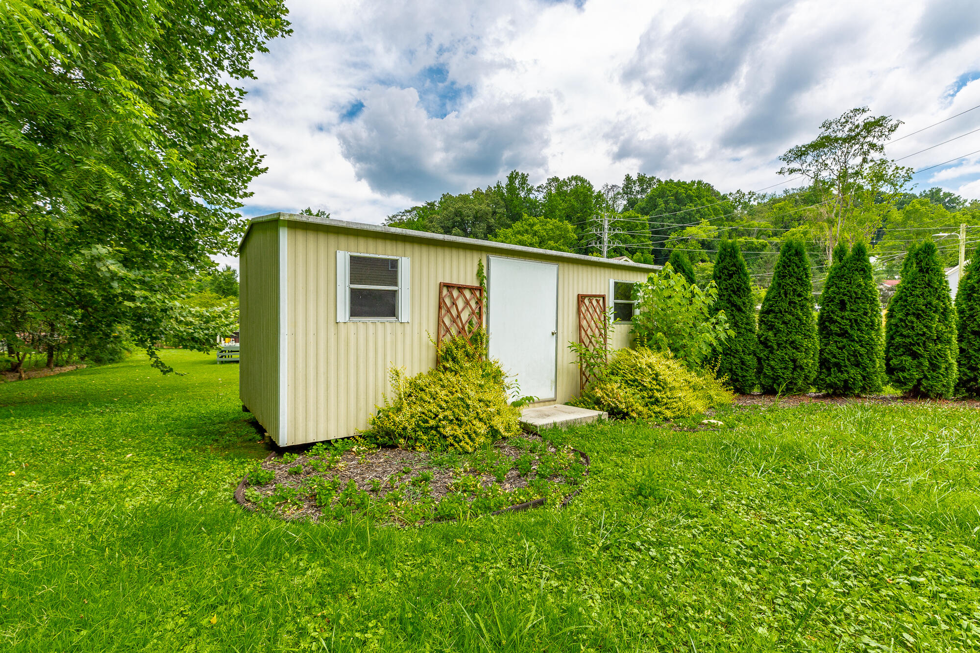 492 Glenhill Cir