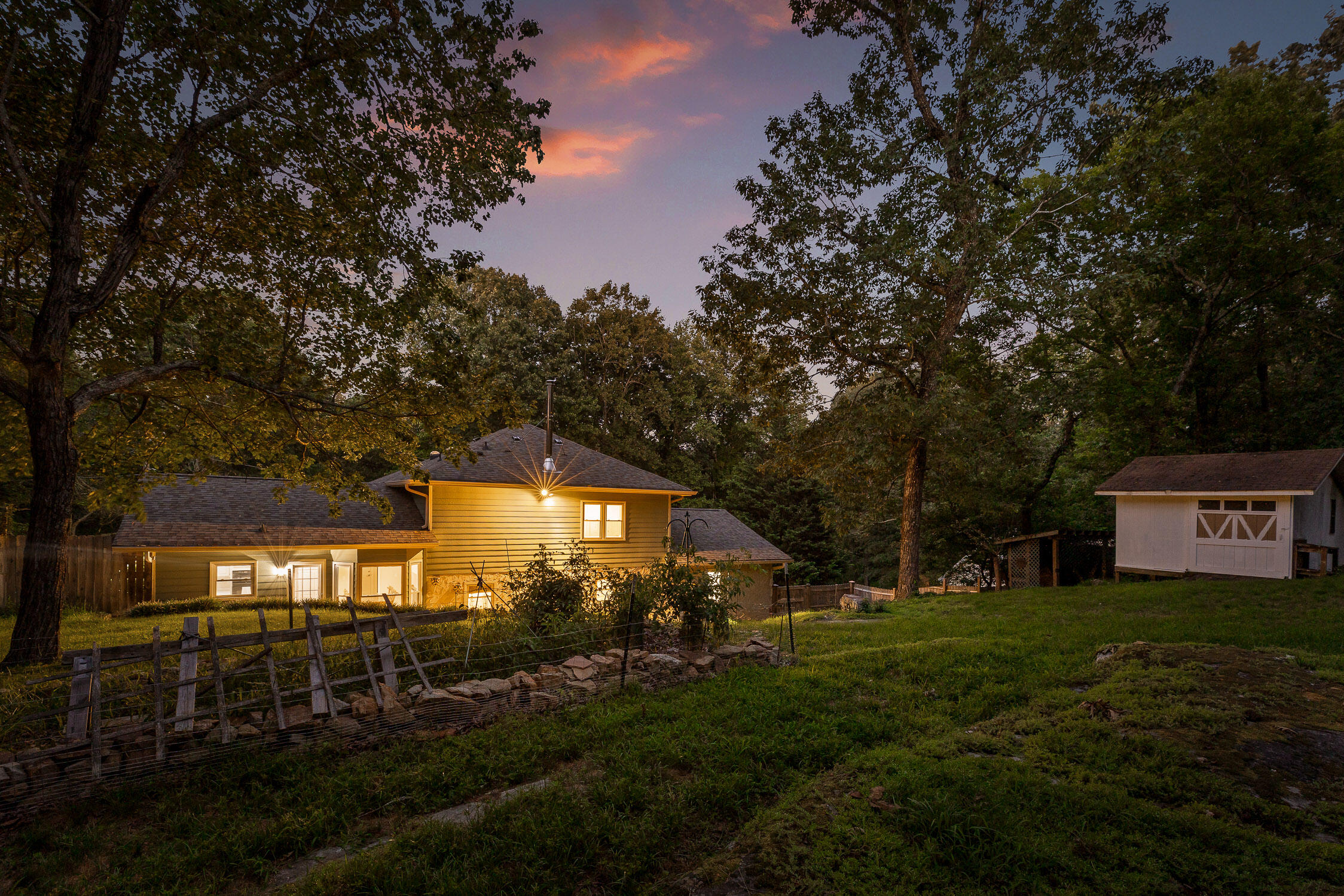 1610 Devlan Forest Lane