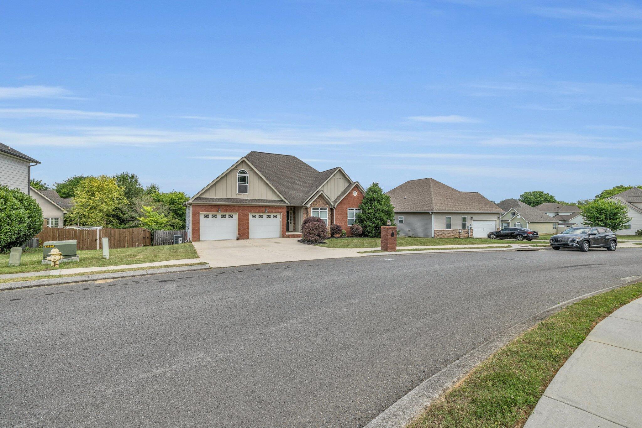 710 Windrush Loop