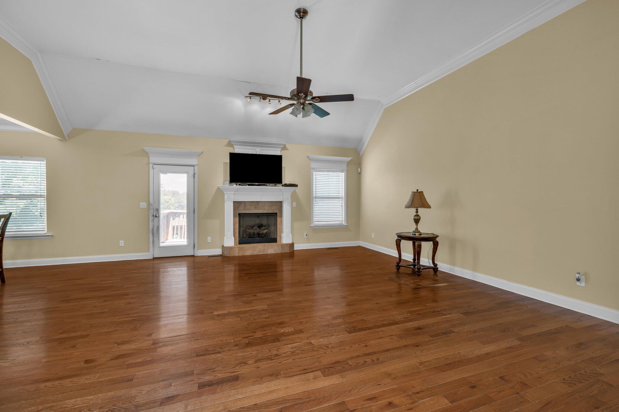 710 Windrush Loop