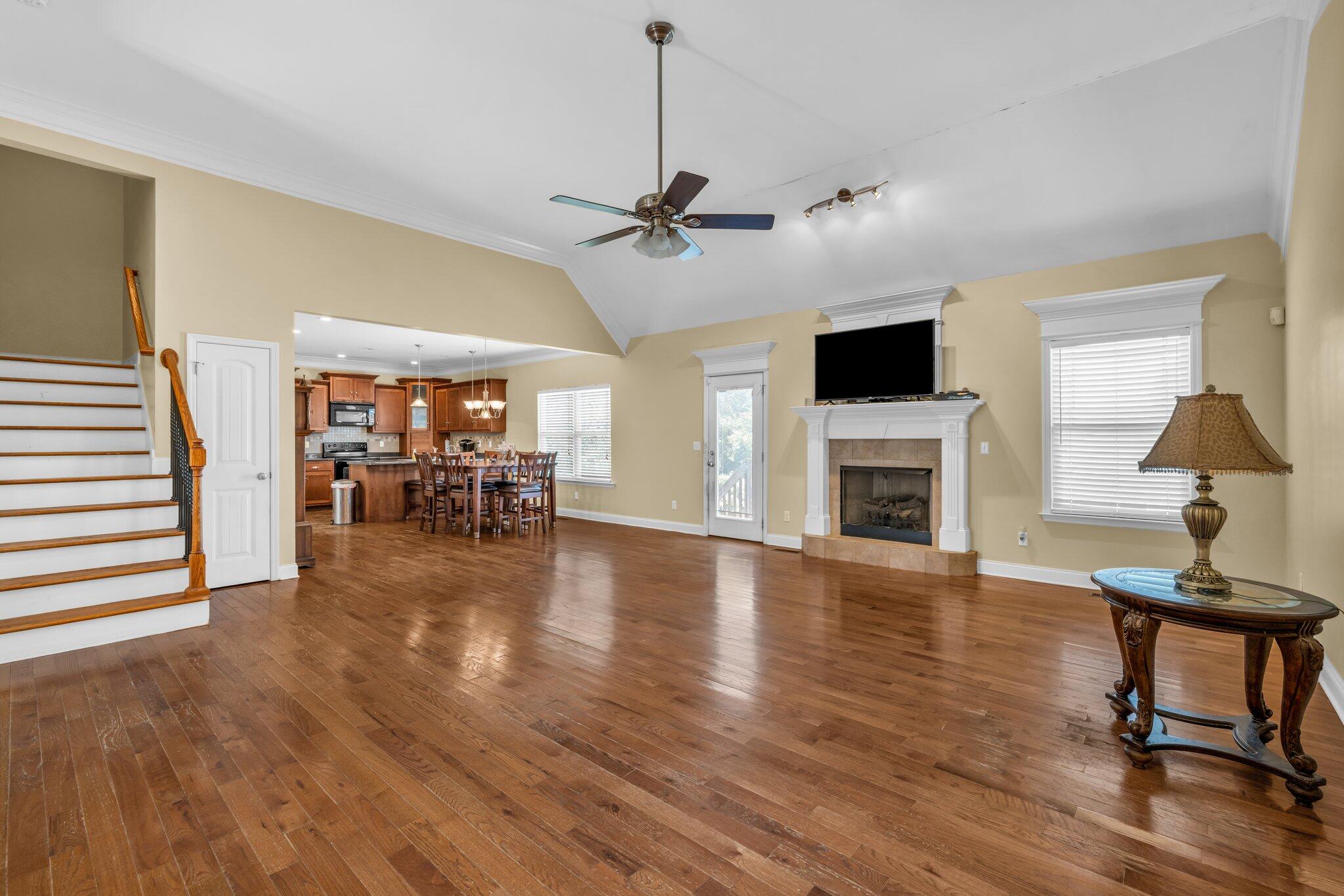 710 Windrush Loop
