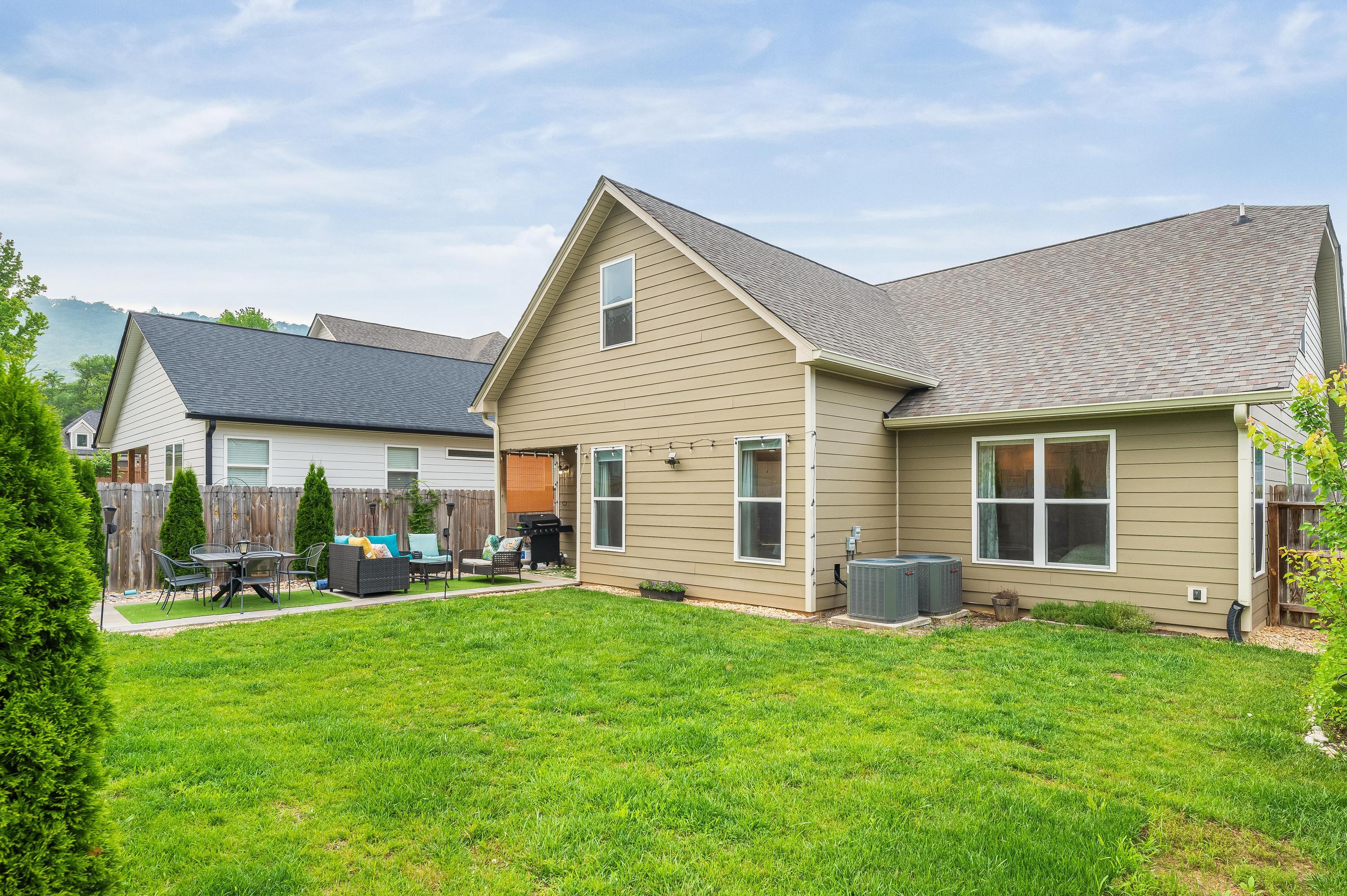 5446 Abby Grace Lp, 44