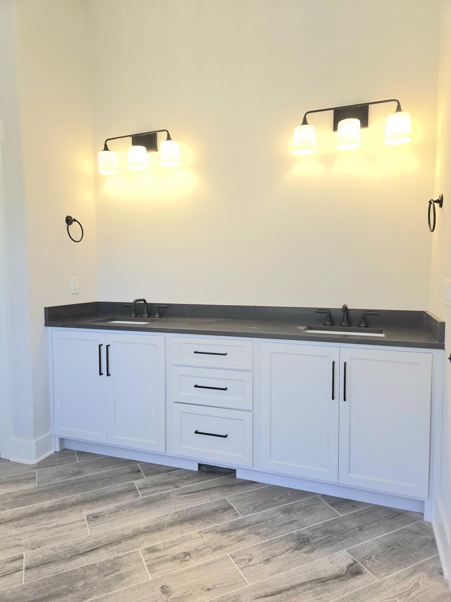 13132 Blakeslee Drive, 47