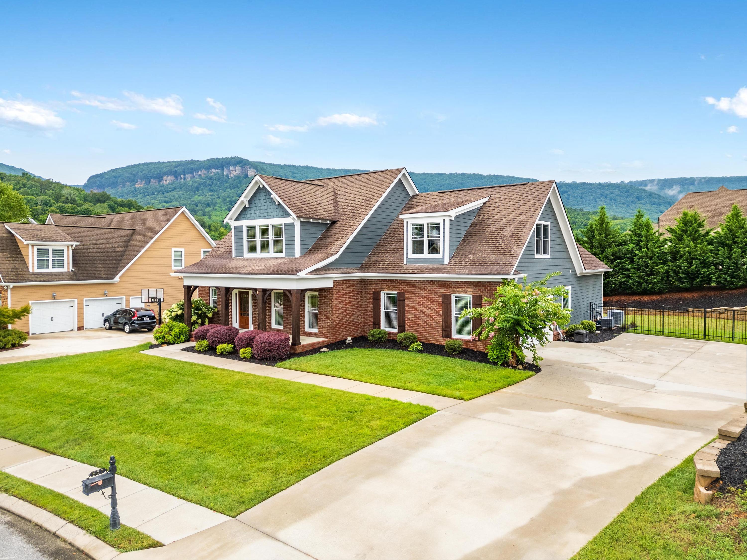 637 Clear Canyon Drive, 193