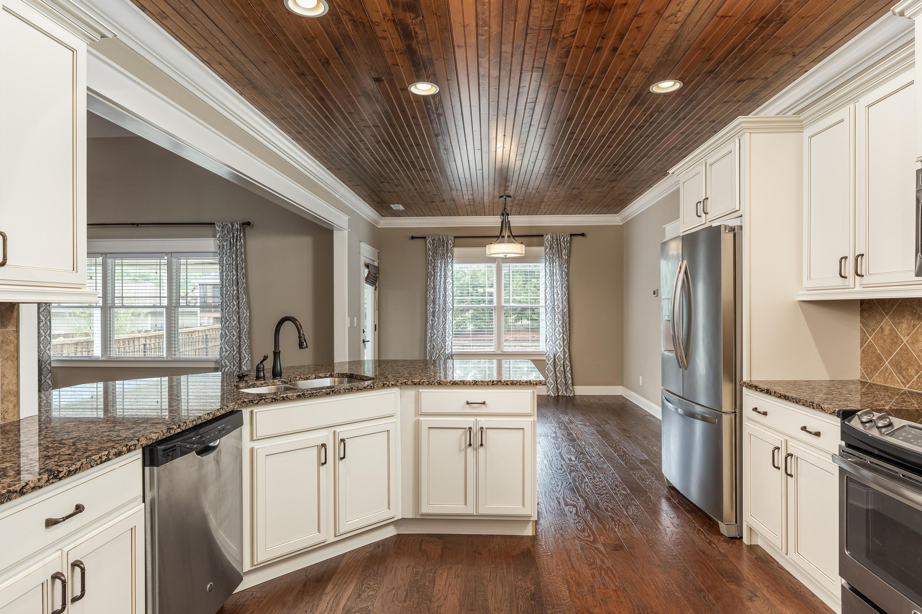 637 Clear Canyon Drive, 193