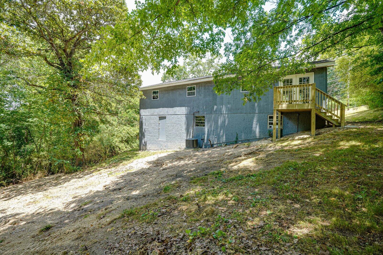 17 Dee Vue Lane