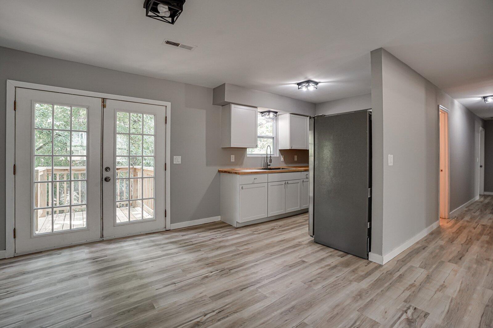17 Dee Vue Lane