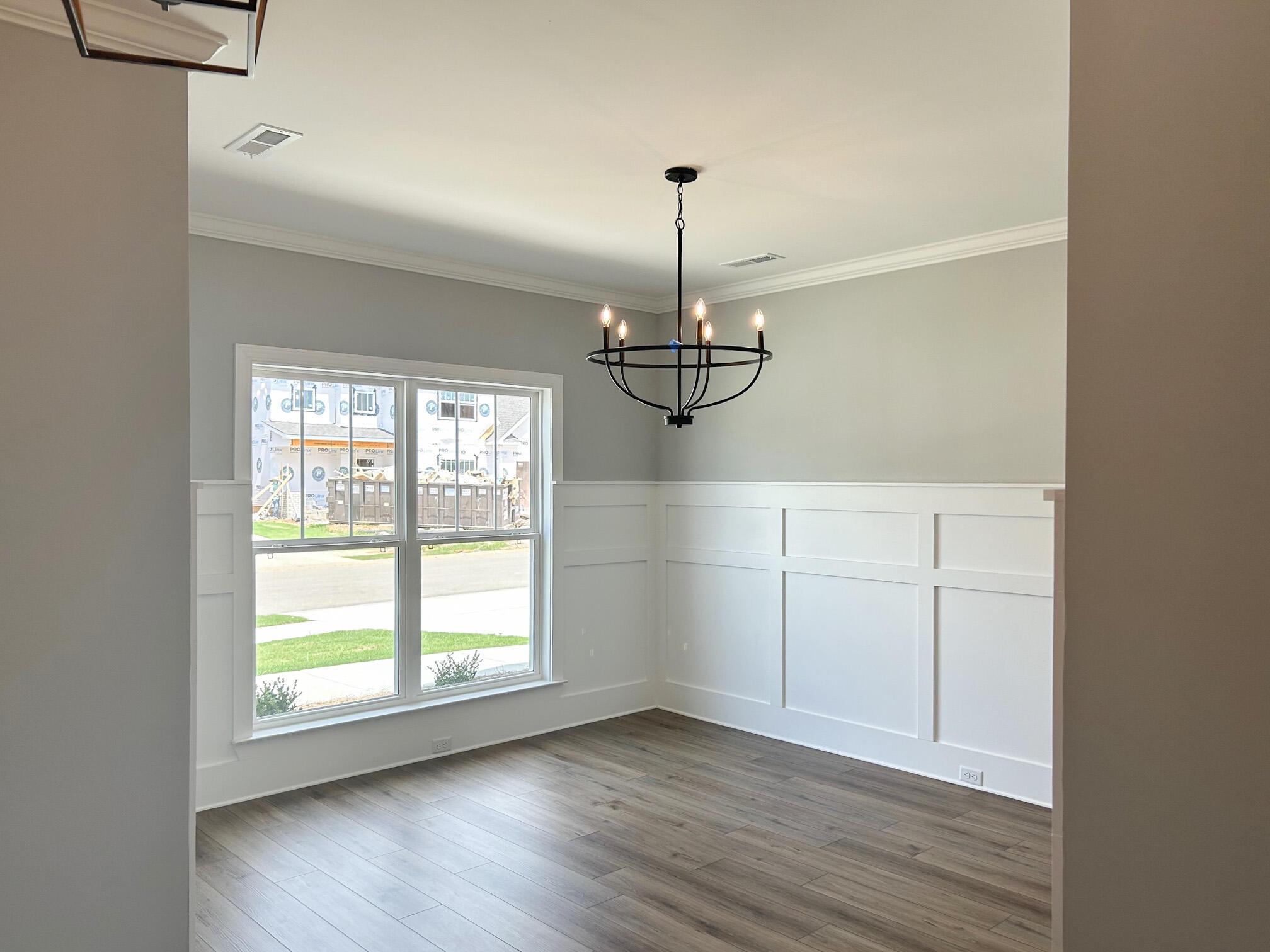 7371 Dividing Way, 63