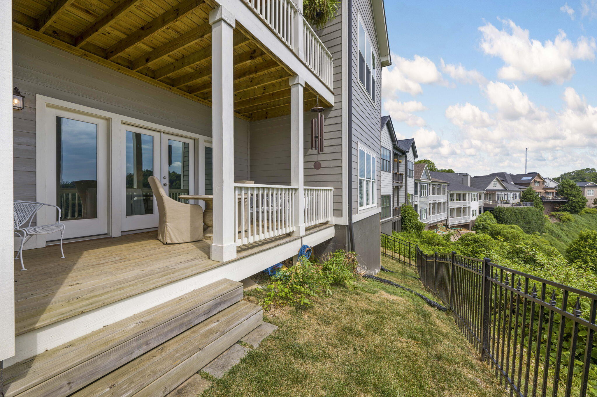 582 Whitehall Road