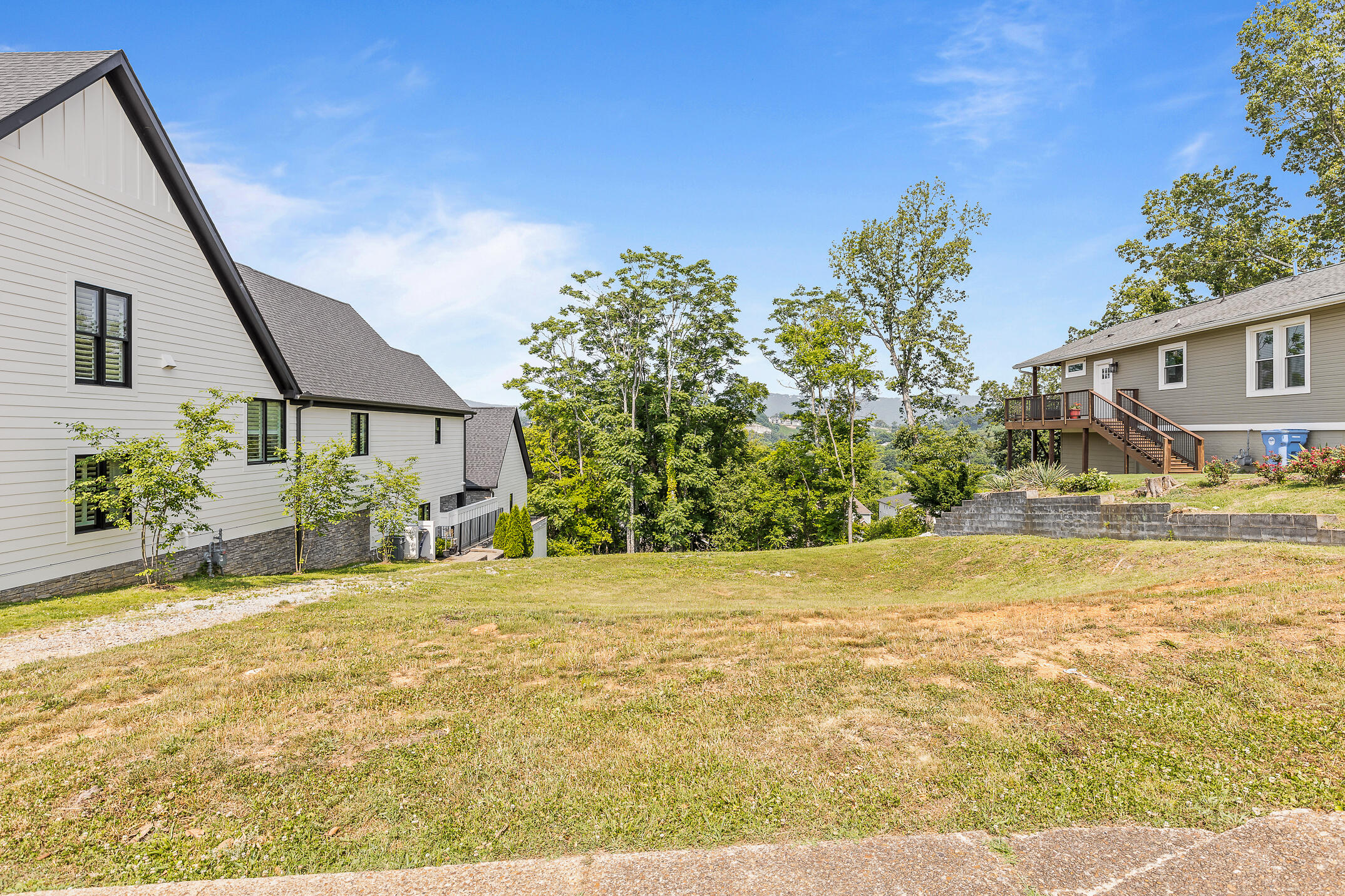 505 Forest Avenue