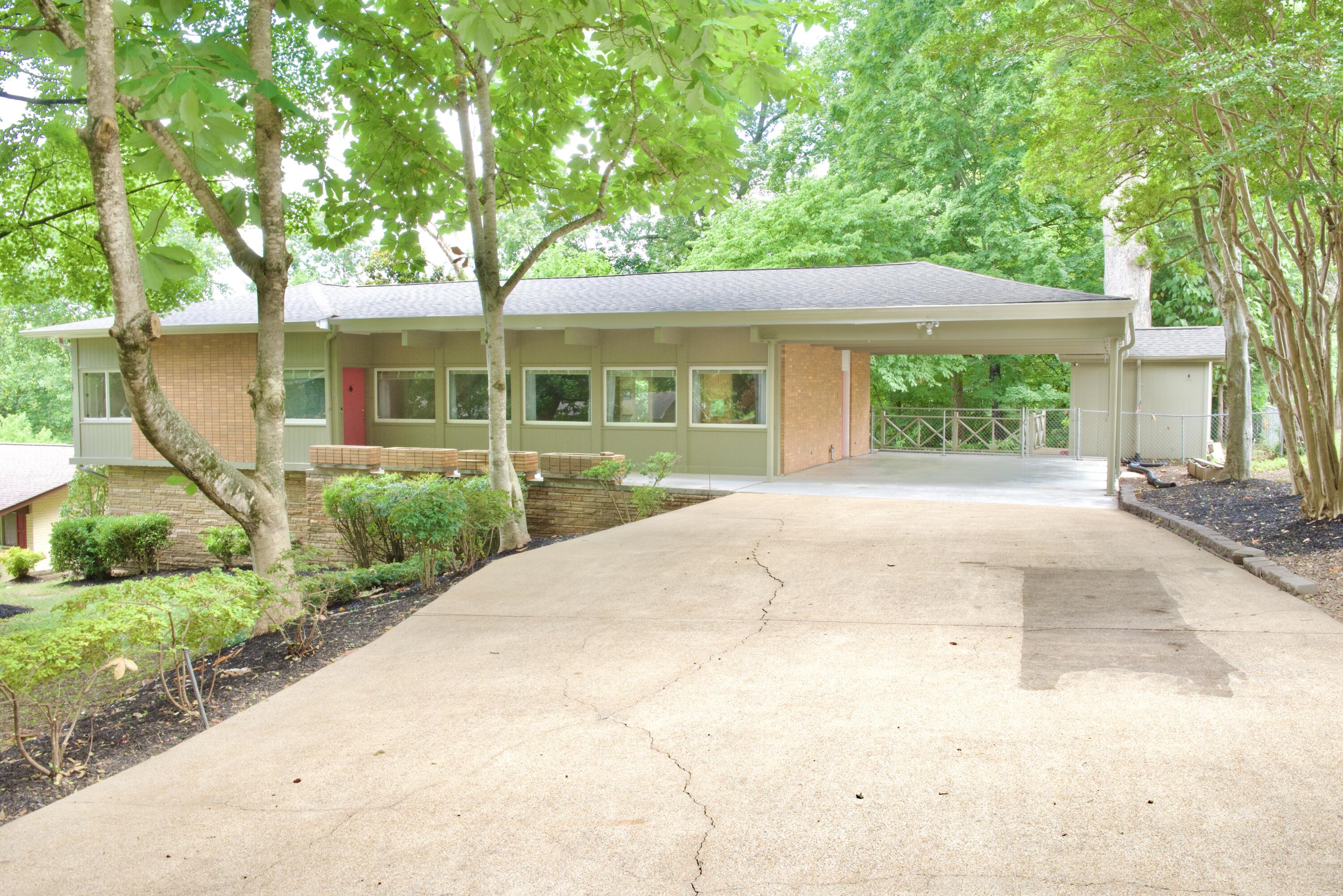 3782 Bowman Circle Drive