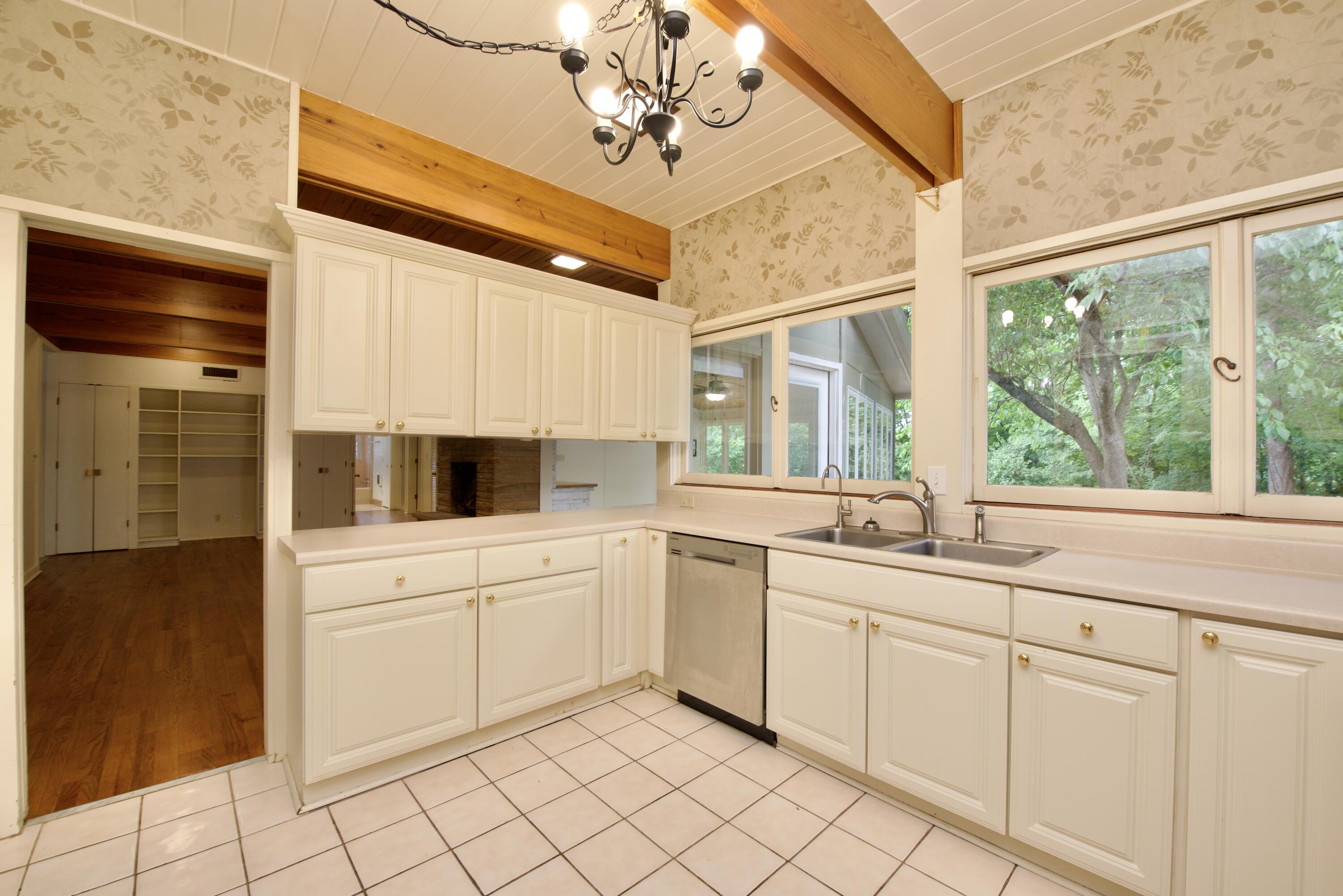 3782 Bowman Circle Drive