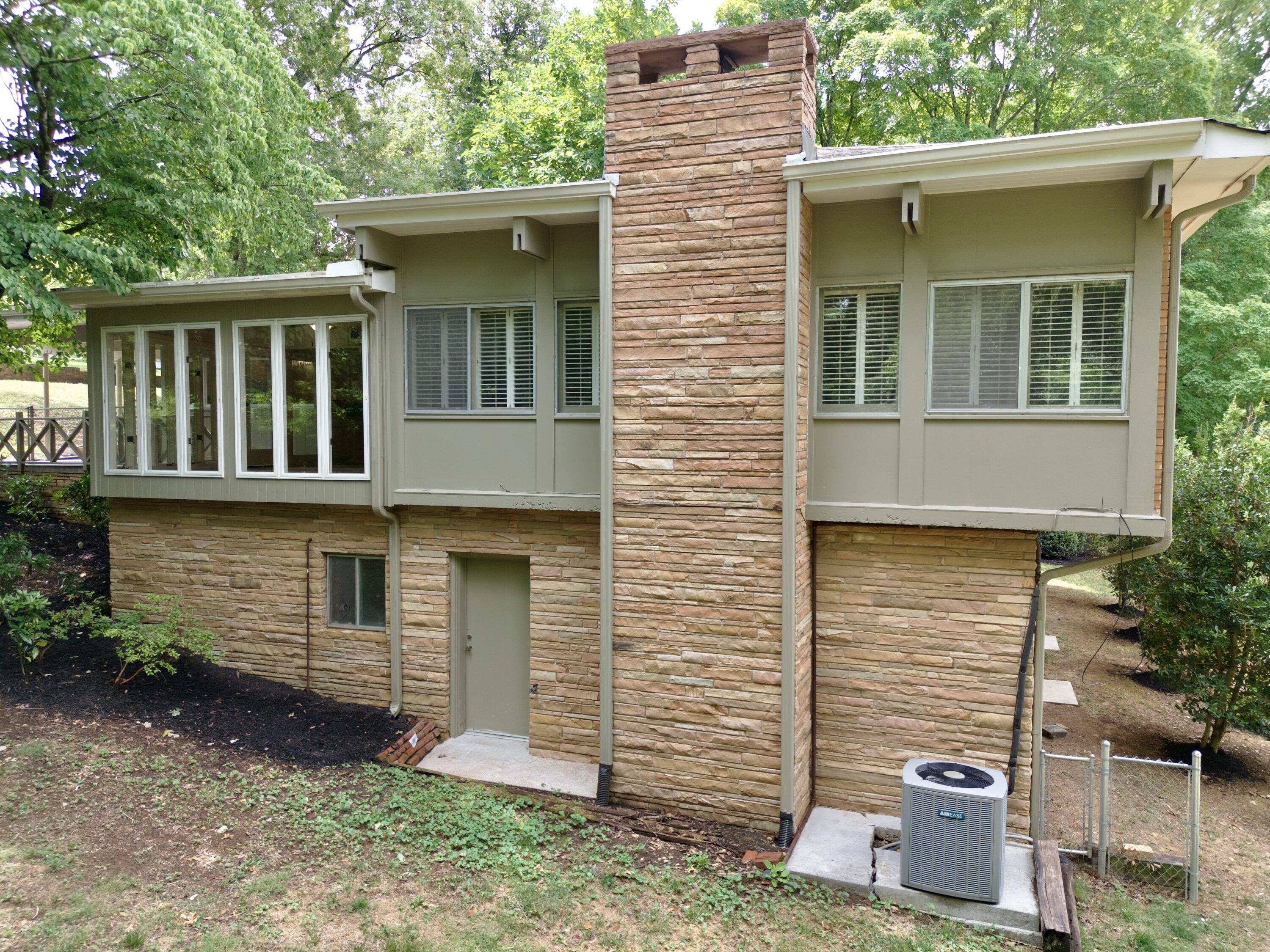 3782 Bowman Circle Drive