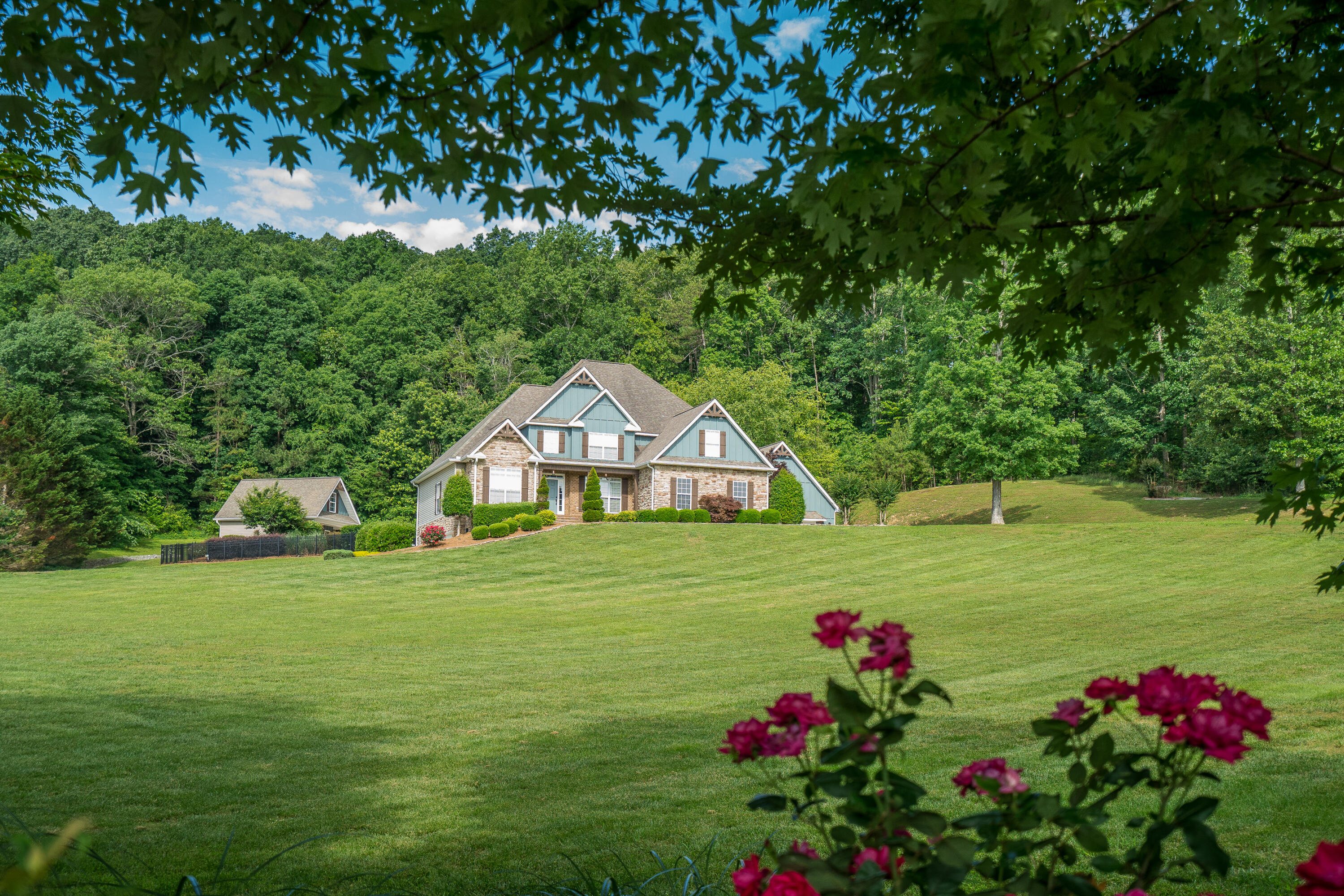 25 Deer Trail Drive