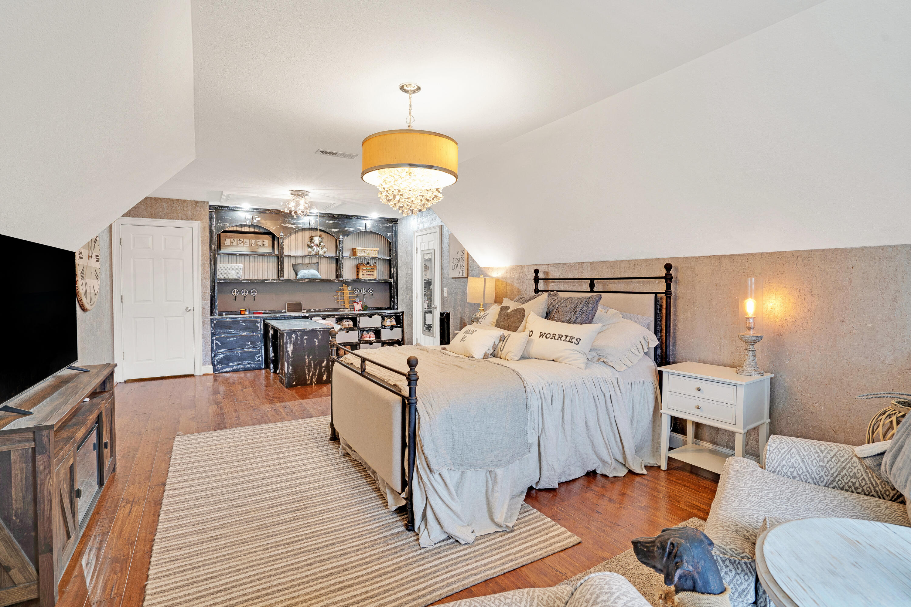 25 Deer Trail Drive